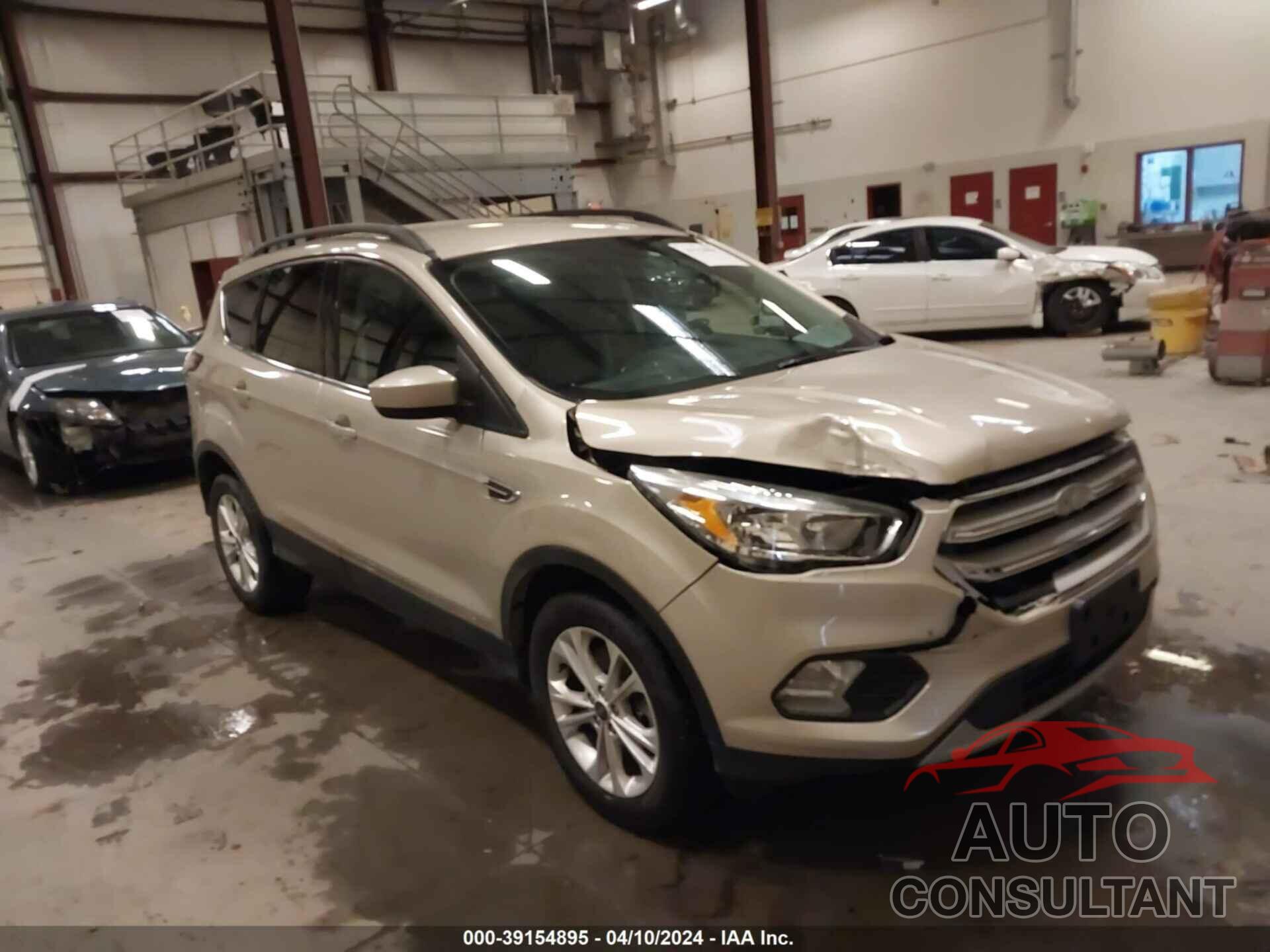 FORD ESCAPE 2018 - 1FMCU9GD3JUA99403