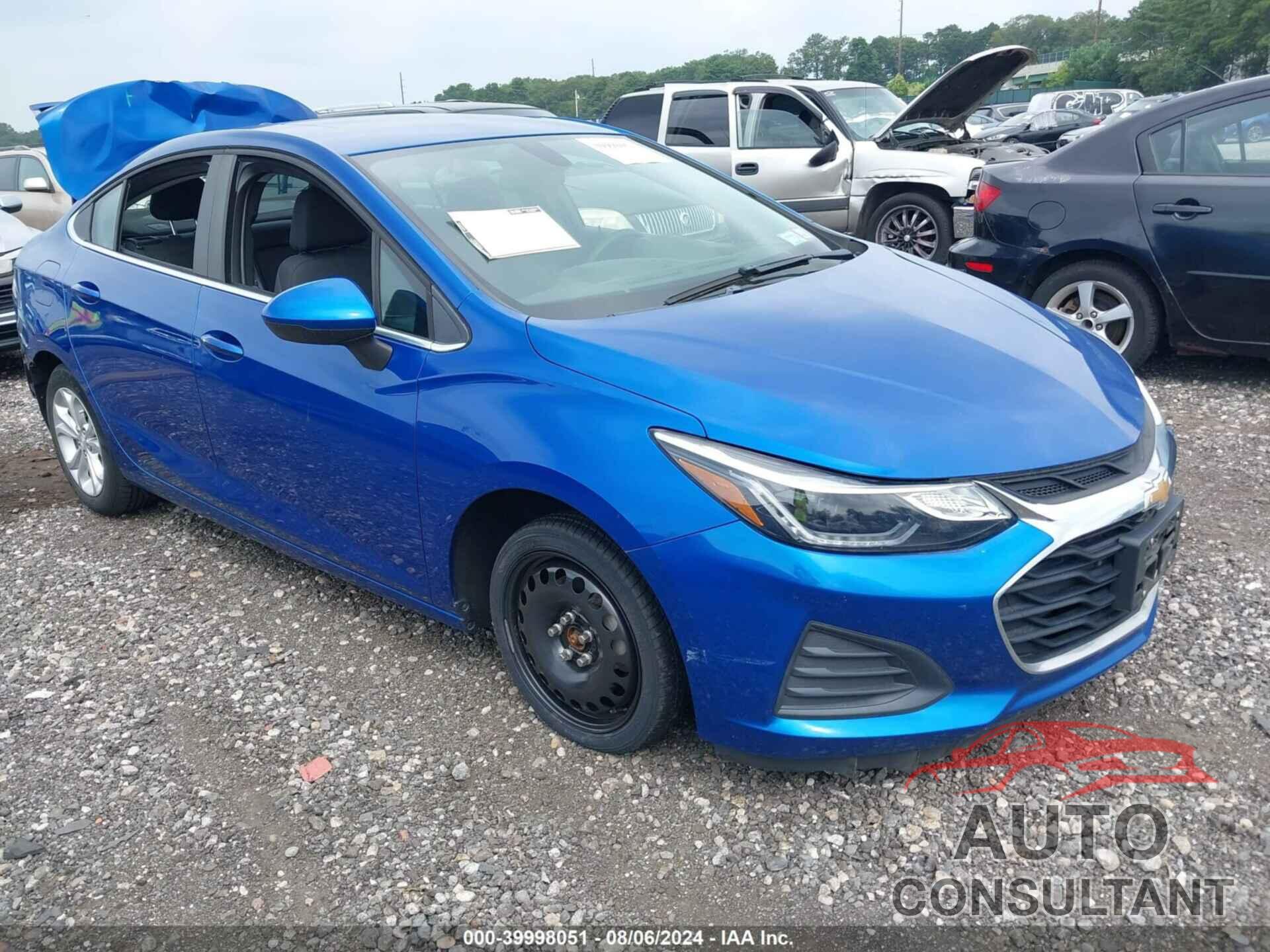 CHEVROLET CRUZE 2019 - 1G1BE5SM1K7121193