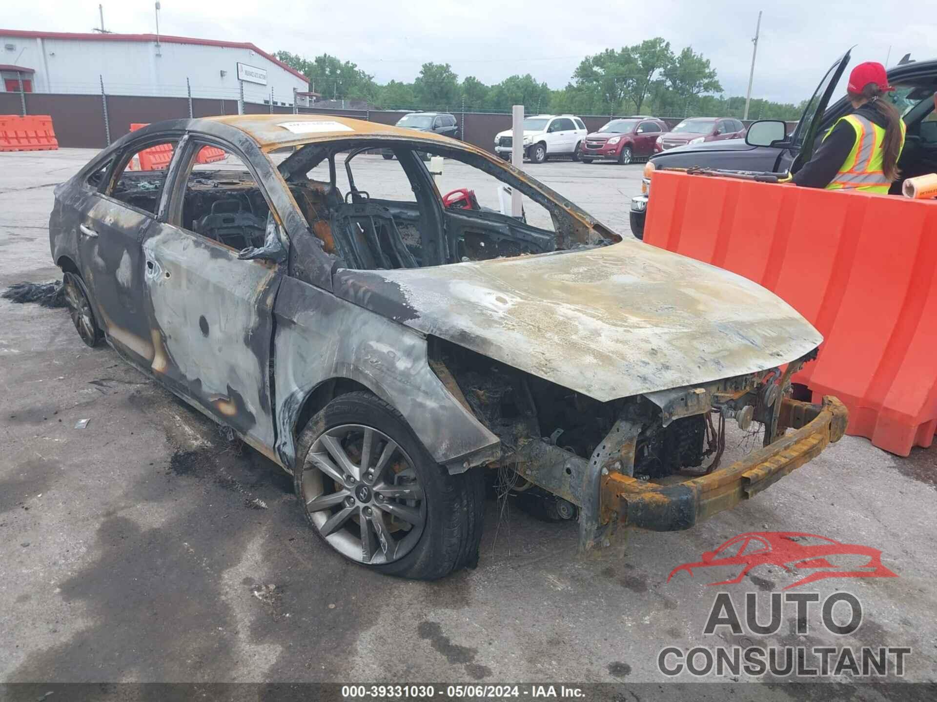 HYUNDAI SONATA 2017 - 5NPE24AFXHH490987