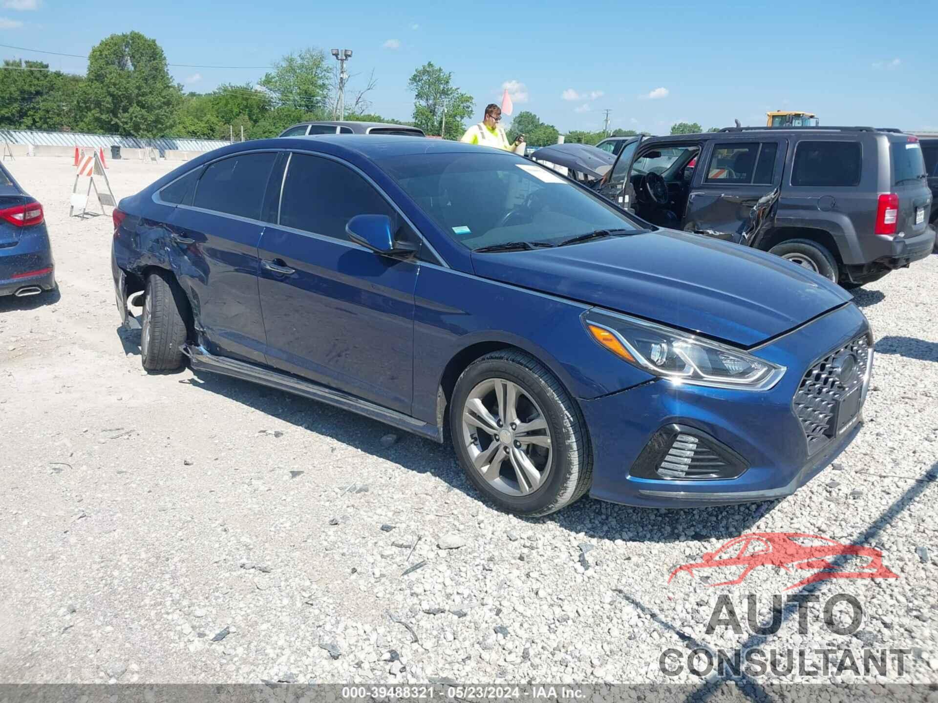 HYUNDAI SONATA 2018 - 5NPE34AF8JH649721