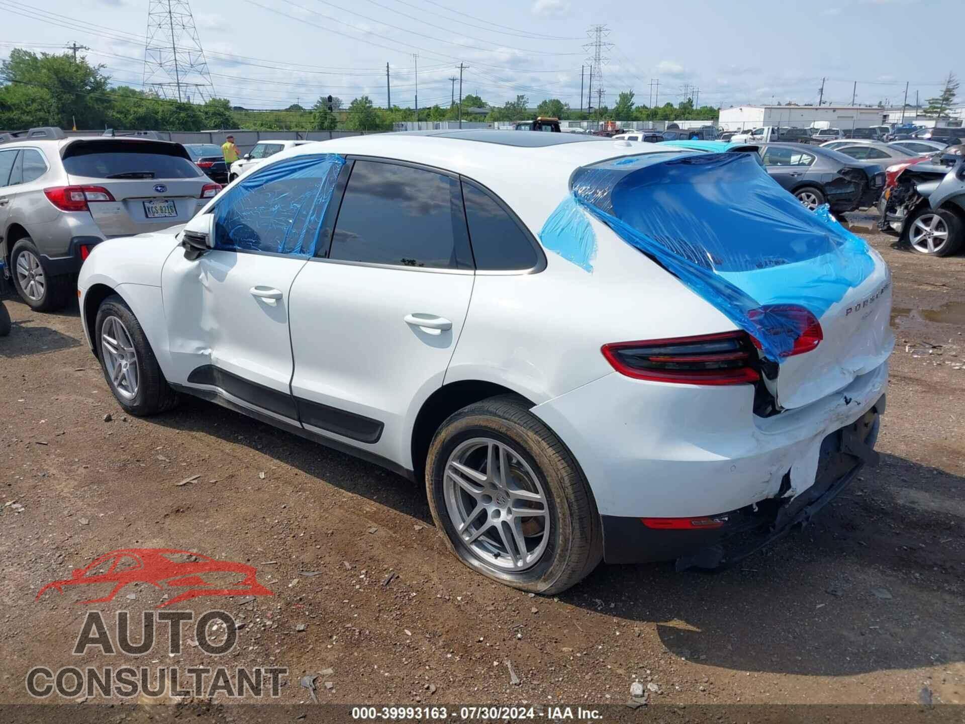 PORSCHE MACAN 2017 - WP1AA2A58HLB01142