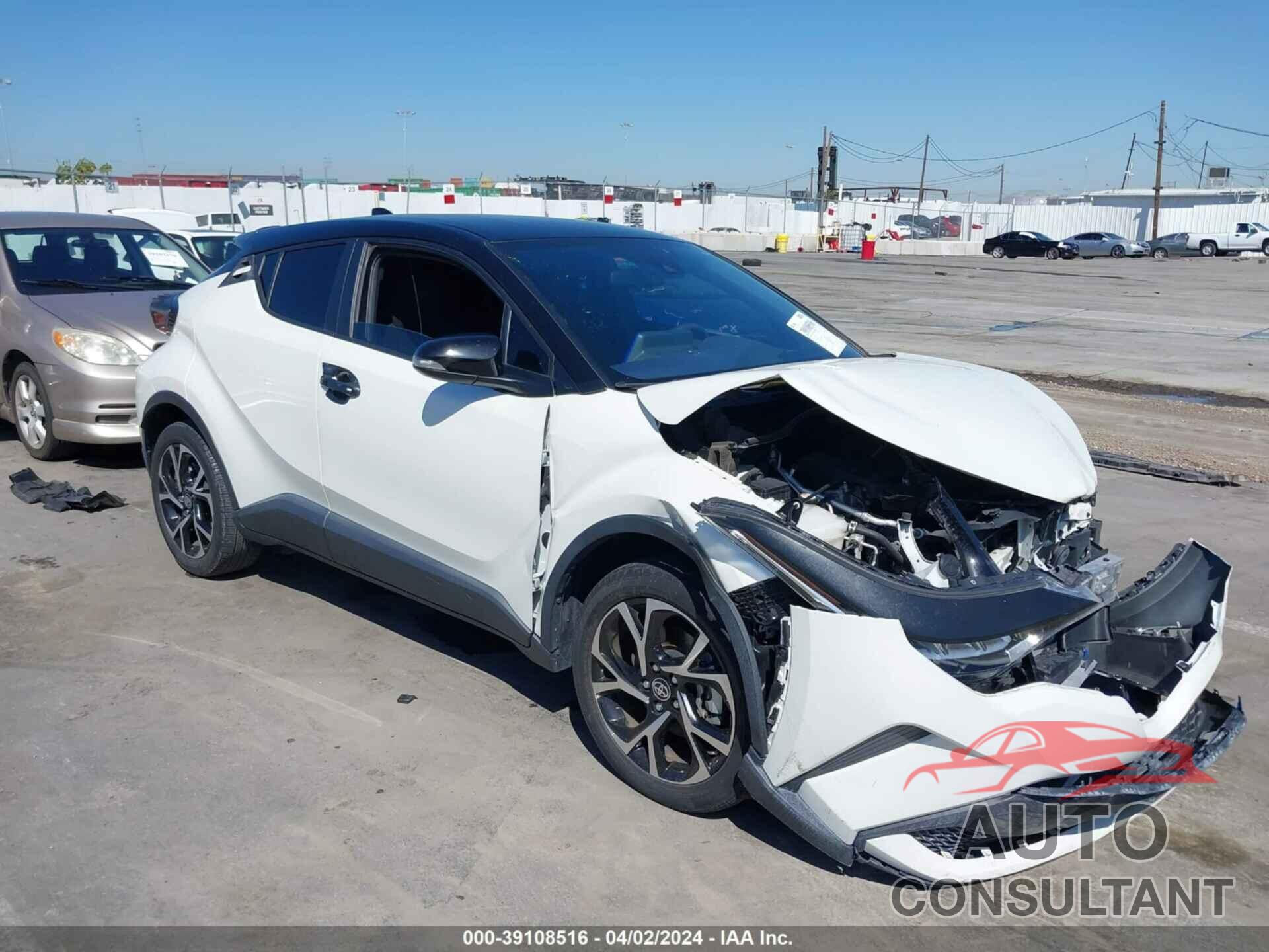 TOYOTA C-HR 2020 - JTNKHMBX5L1070512