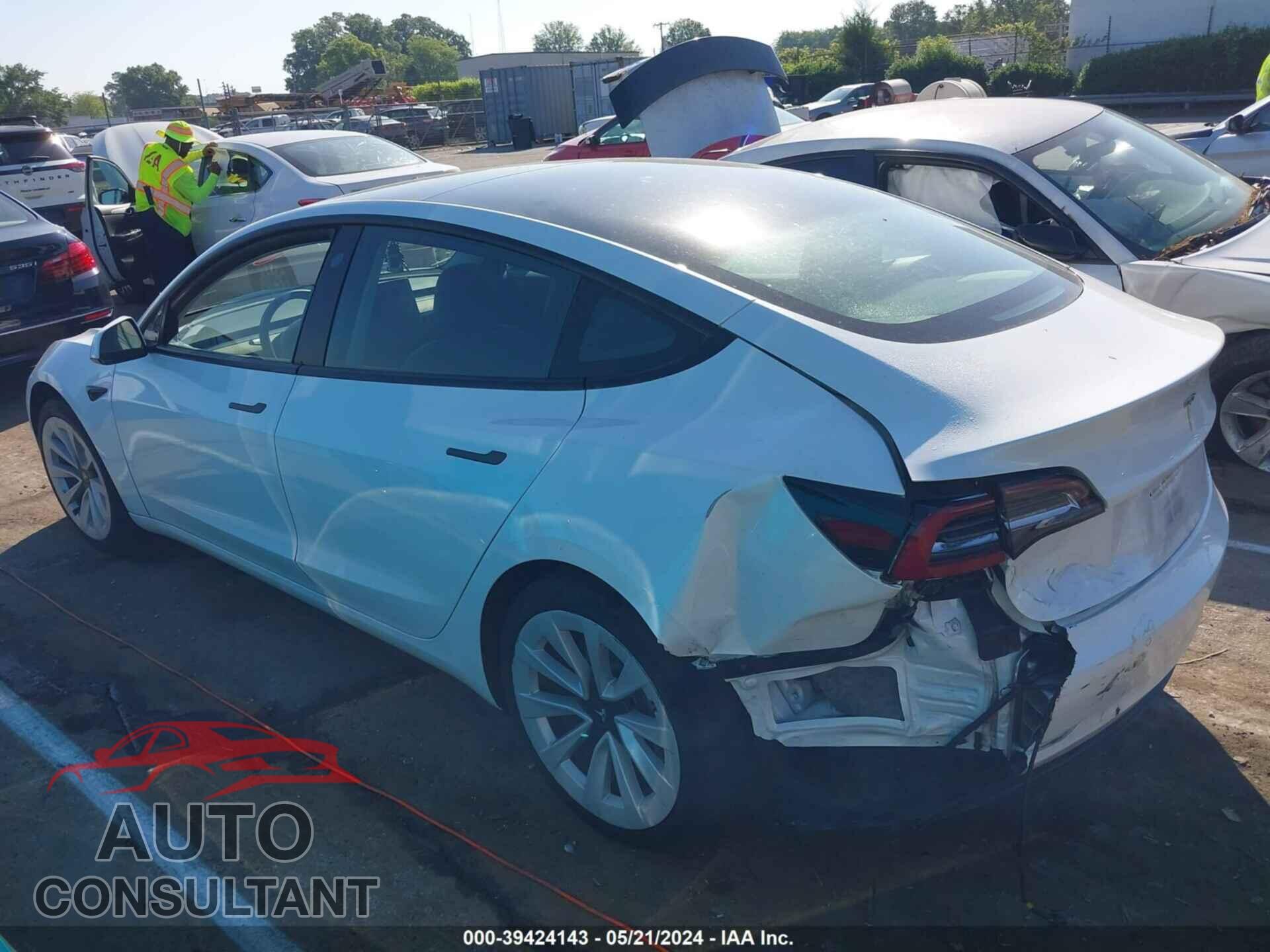 TESLA MODEL 3 2021 - 5YJ3E1EA0MF918652