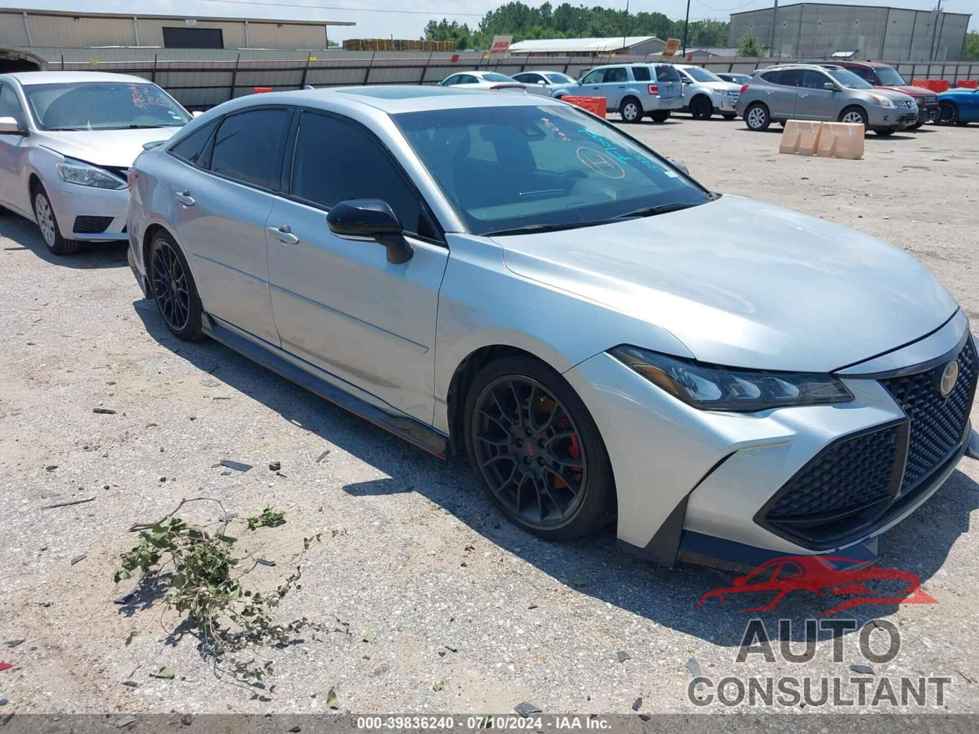 TOYOTA AVALON 2020 - 4T1FZ1FB4LU041514