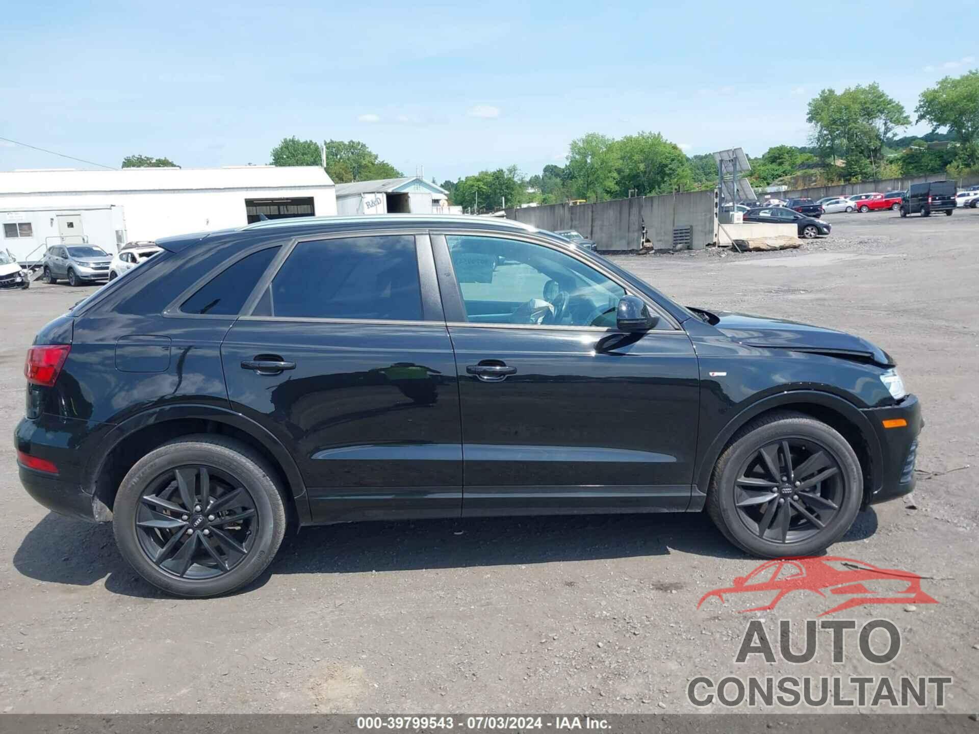 AUDI Q3 2018 - WA1ECCFS0JR014561