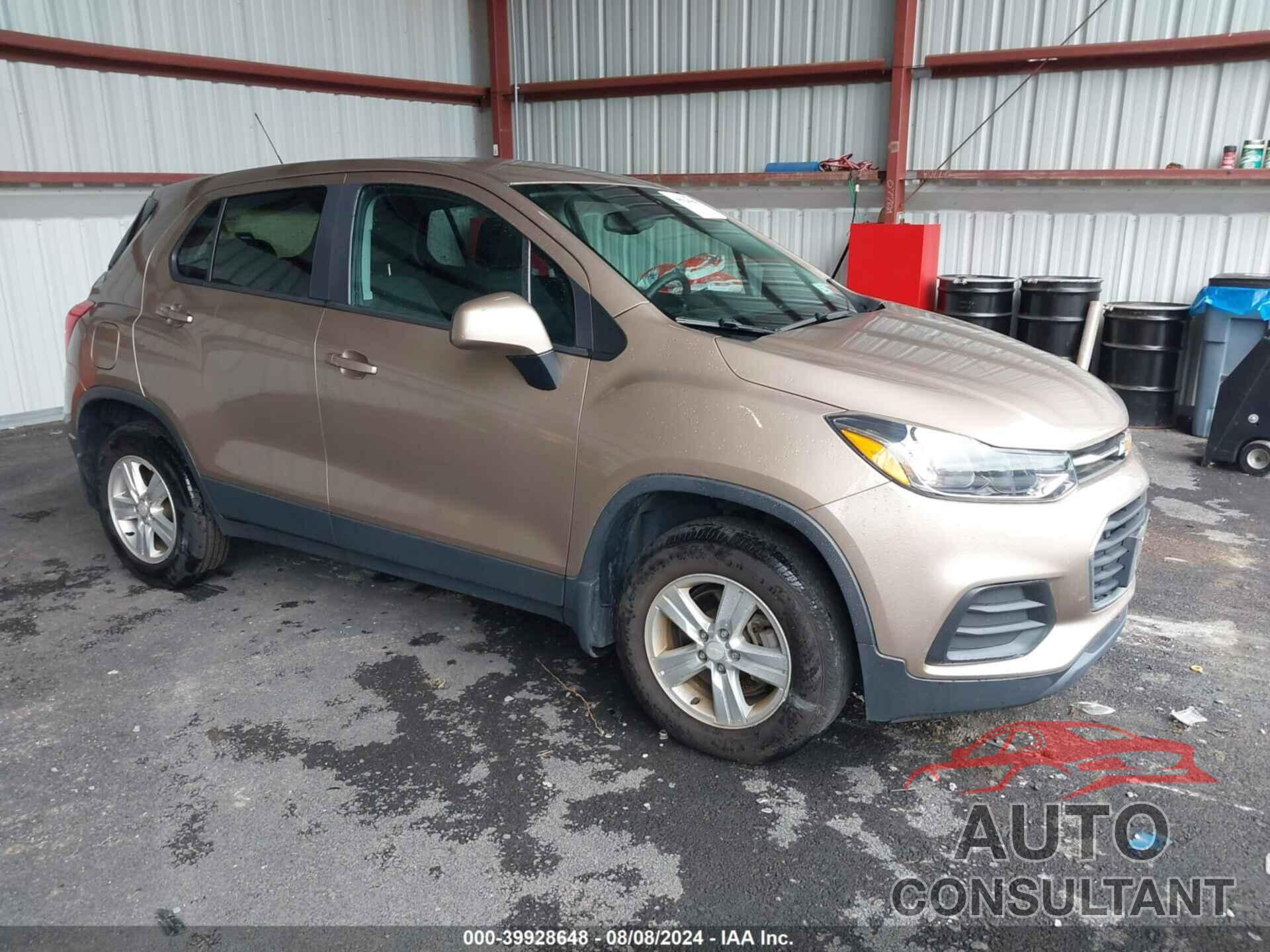 CHEVROLET TRAX 2018 - 3GNCJNSB7JL218678