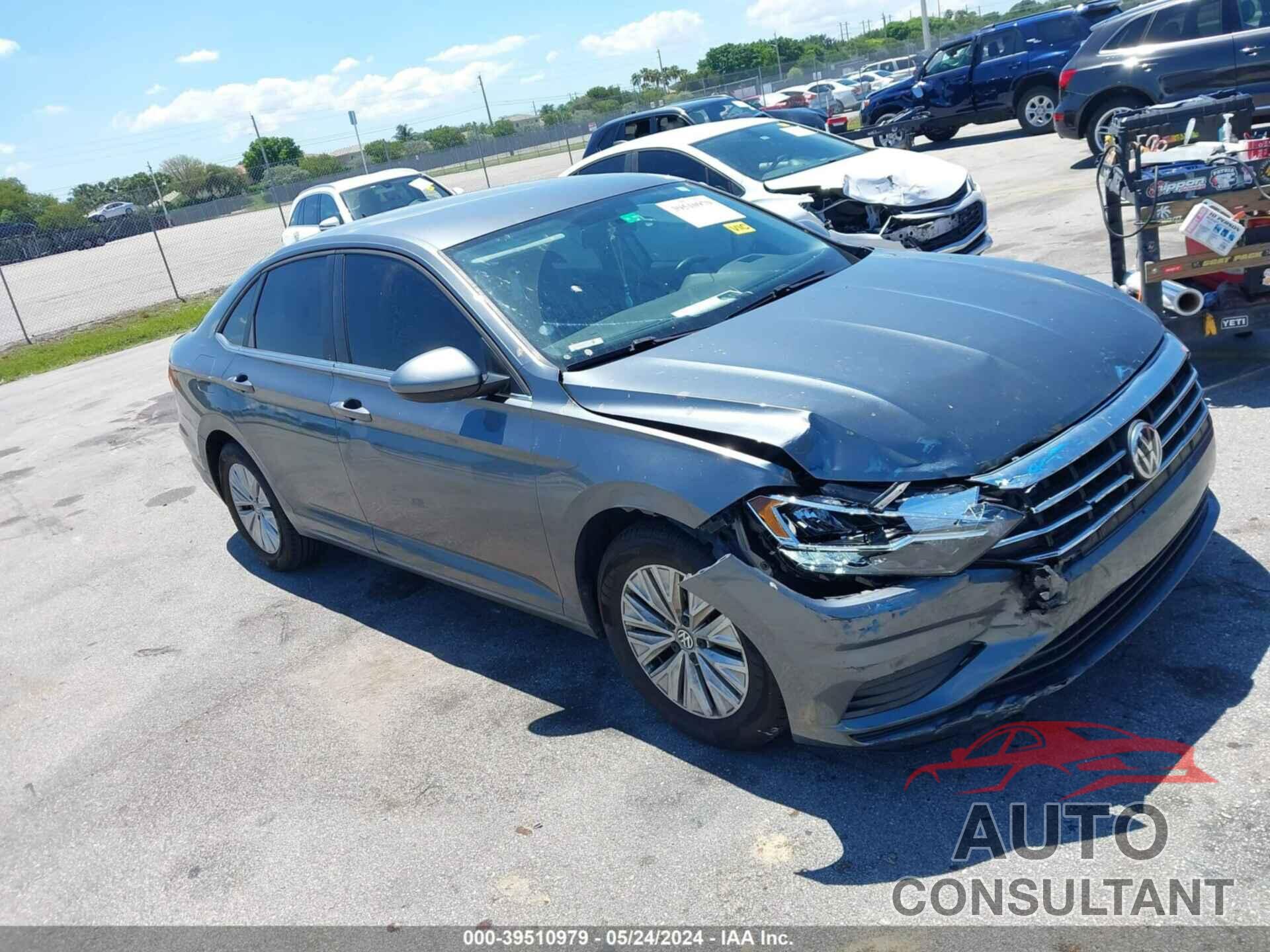 VOLKSWAGEN JETTA 2019 - 3VWC57BUXKM252911