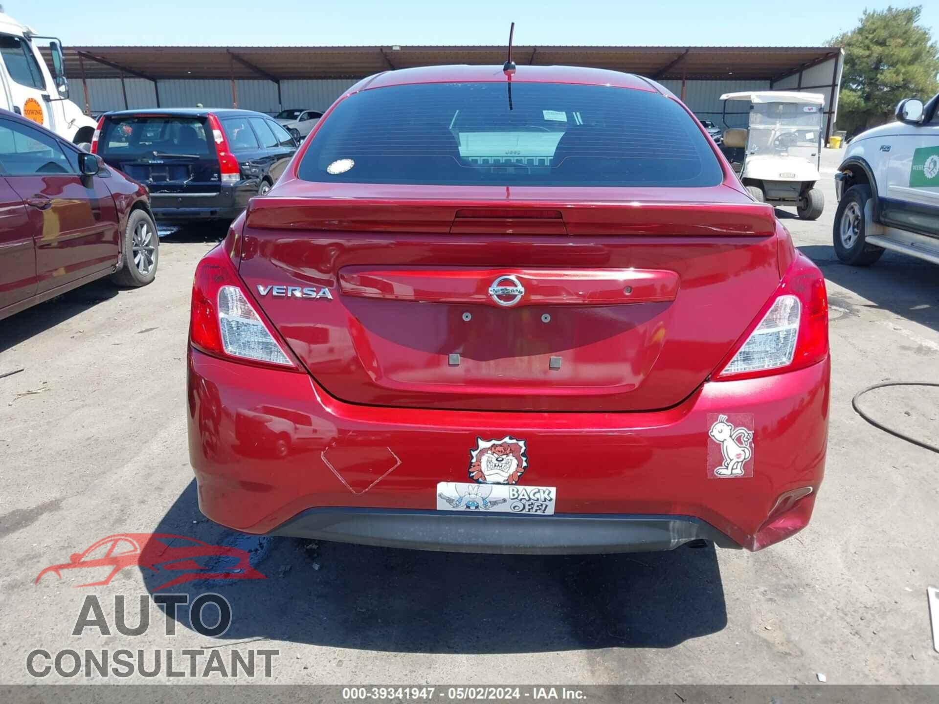 NISSAN VERSA 2017 - 3N1CN7AP3HL885105