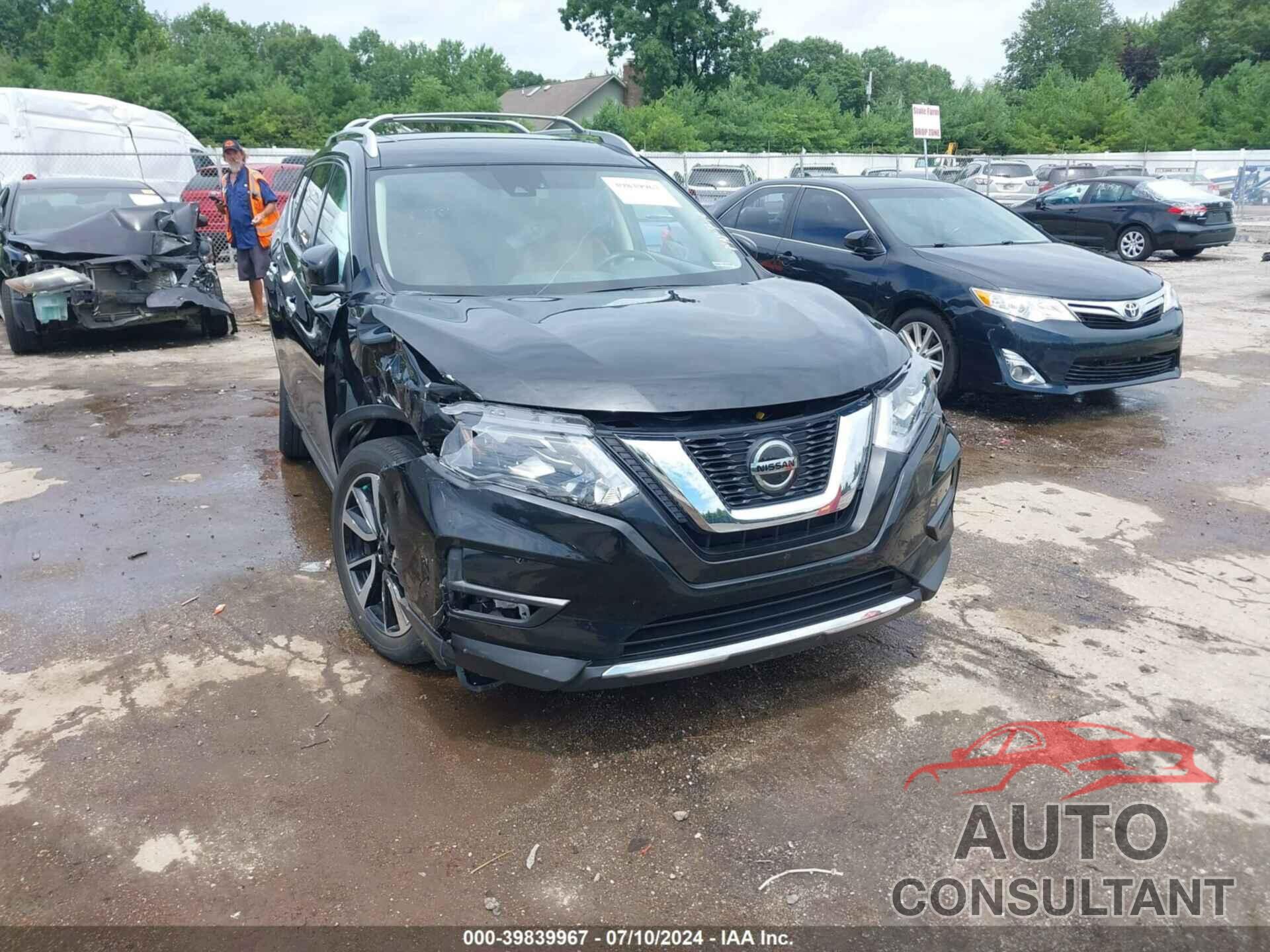 NISSAN ROGUE 2018 - JN8AT2MV4JW326187