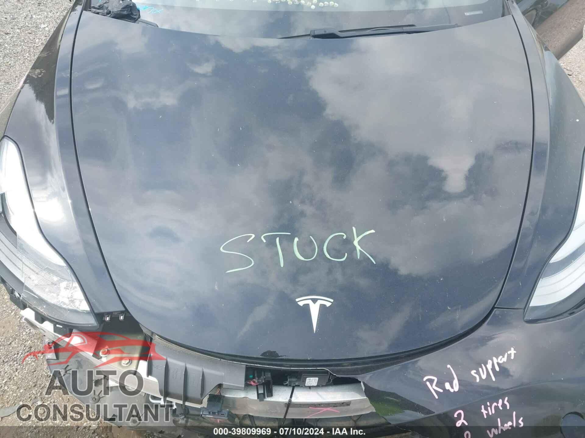 TESLA MODEL 3 2018 - 5YJ3E1EA1JF136453