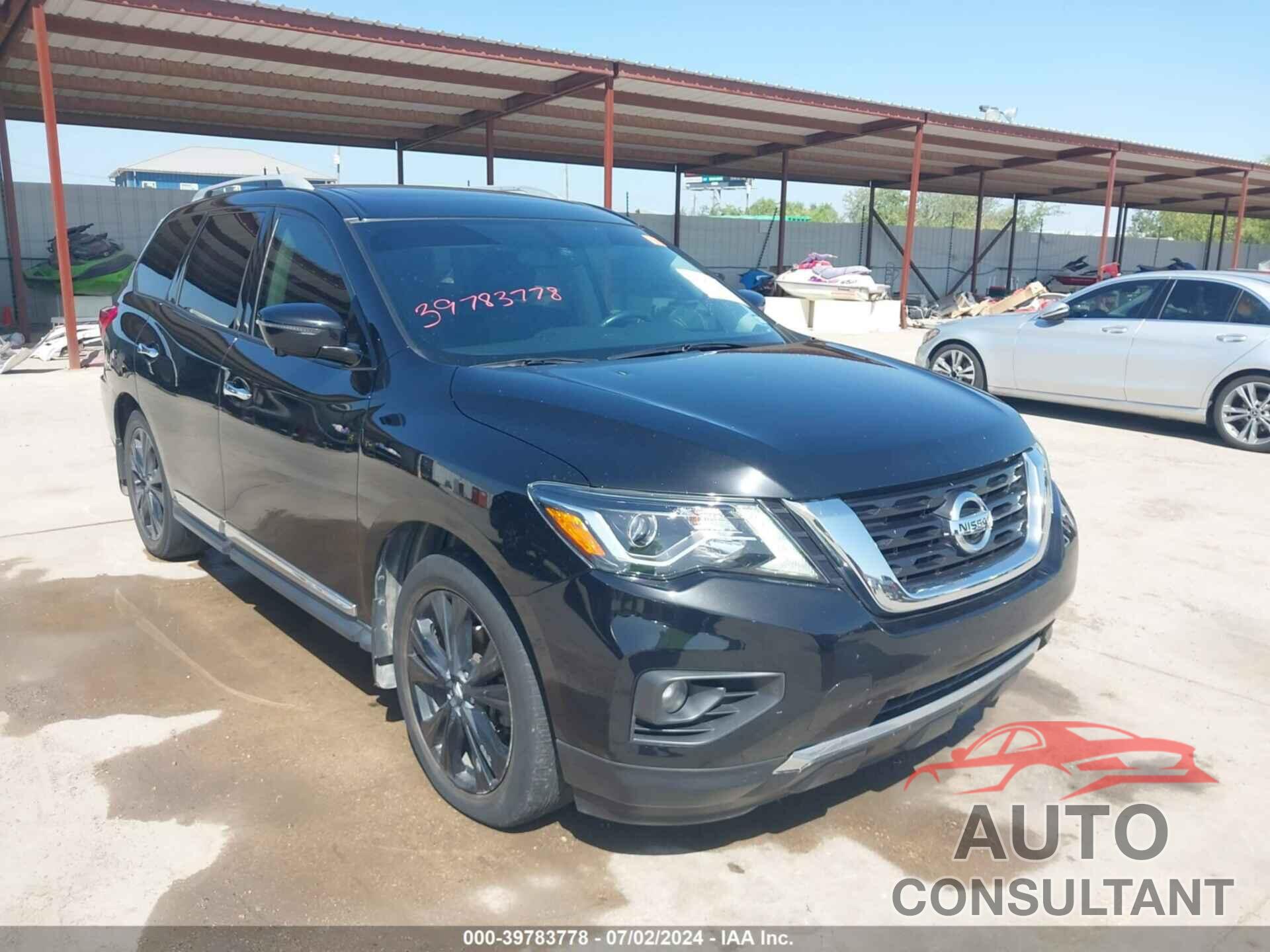 NISSAN PATHFINDER 2017 - 5N1DR2MM3HC671460