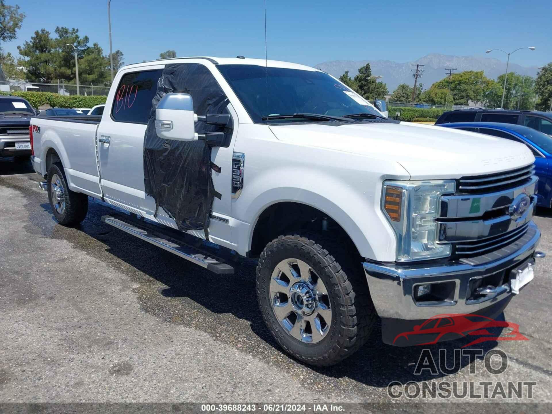 FORD F-350 2018 - 1FT8W3BT4JEB11021