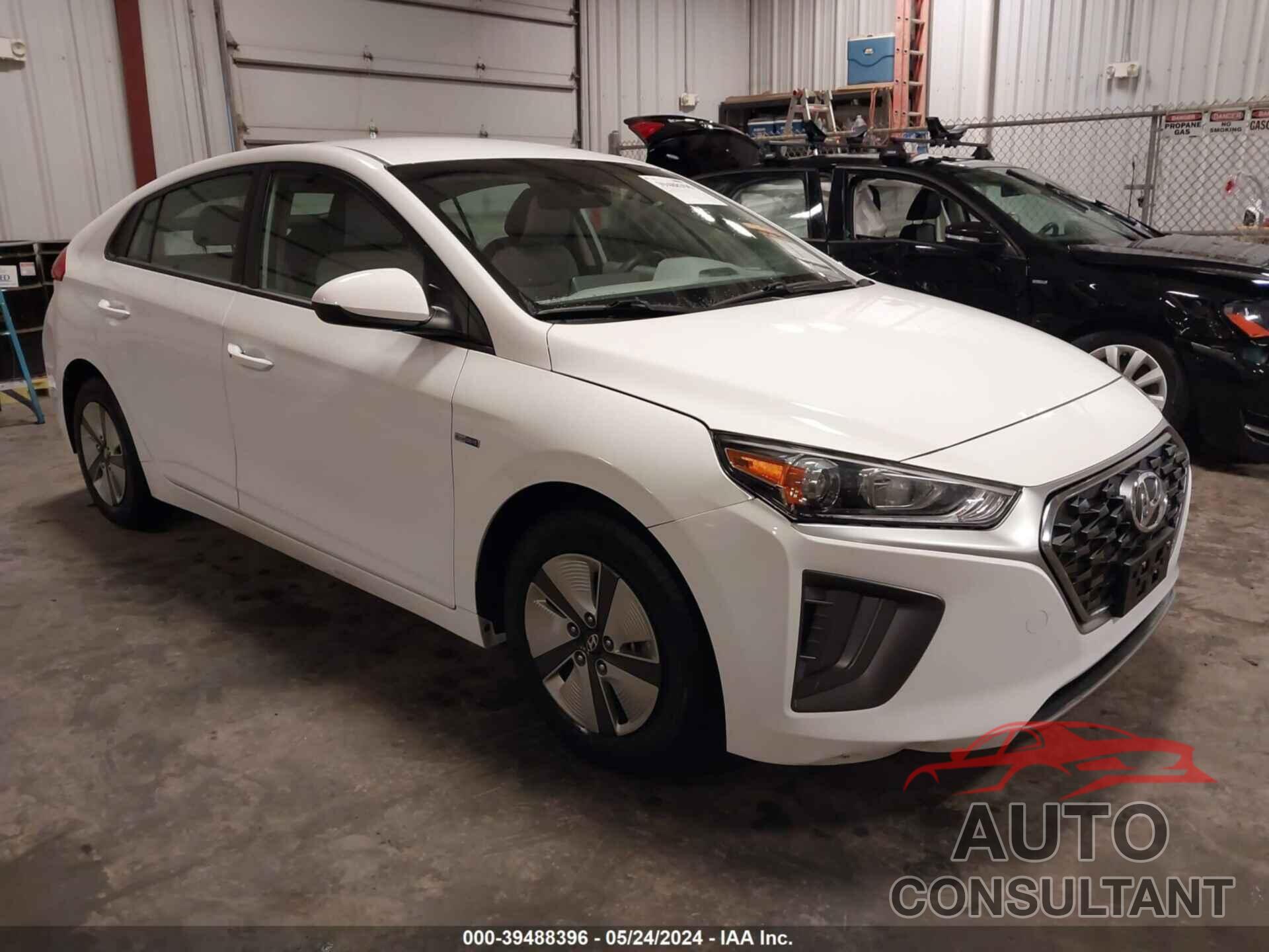 HYUNDAI IONIQ HYBRID 2020 - KMHC65LC6LU211825