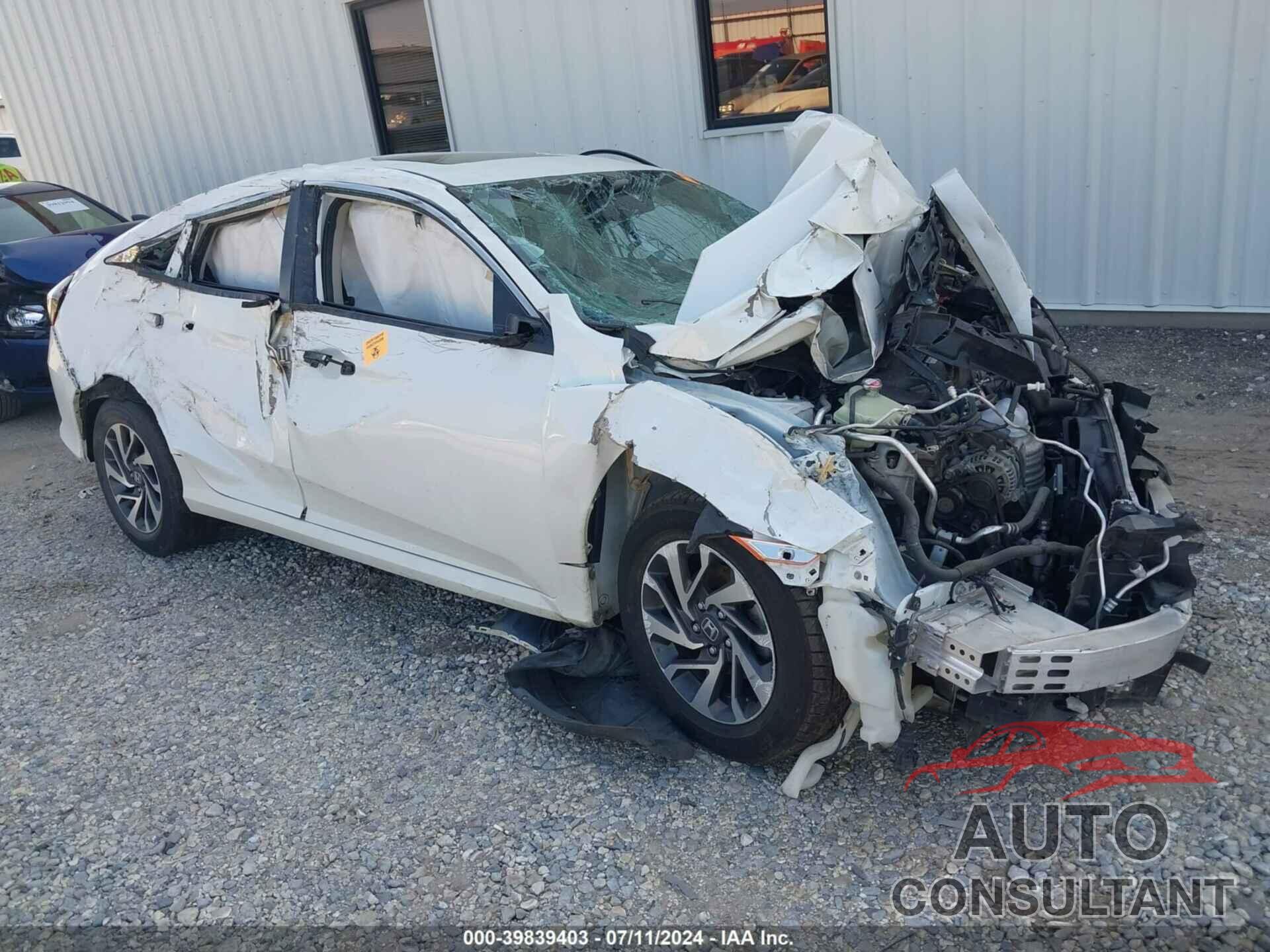 HONDA CIVIC 2018 - 19XFC2F72JE000527