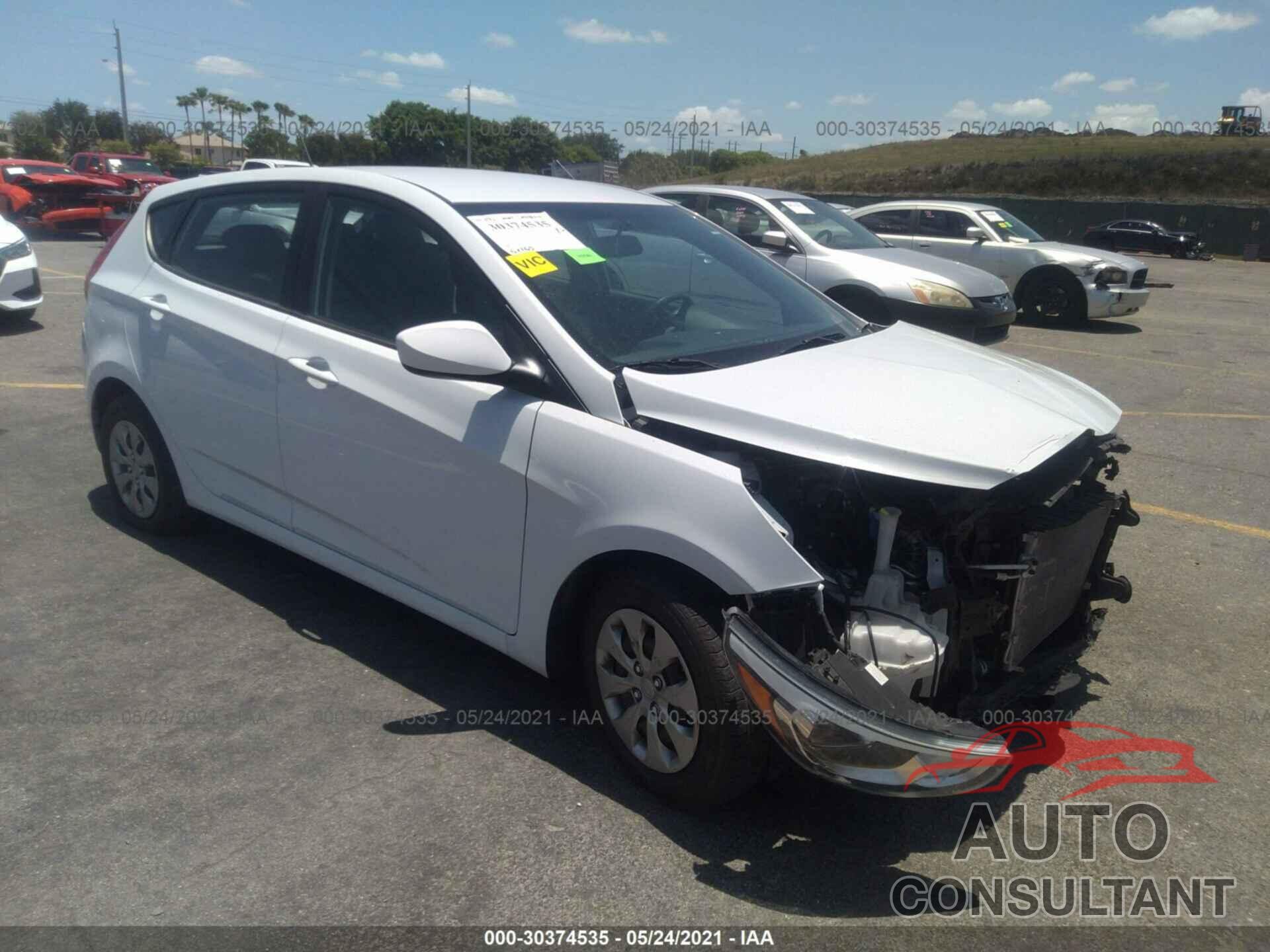 HYUNDAI ACCENT 2017 - KMHCT5AE9HU364235