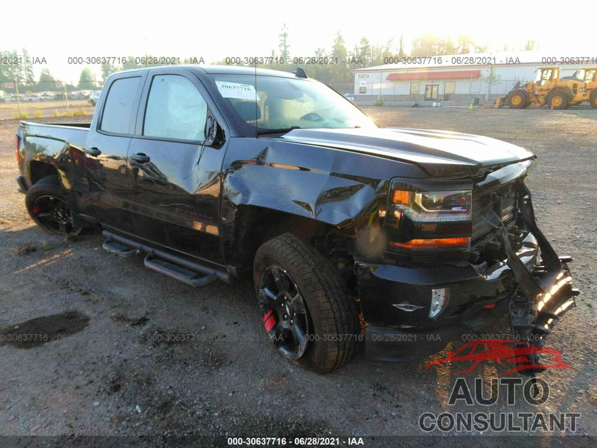 CHEVROLET SILVERADO 1500 2017 - 1GCVKREC8HZ346652