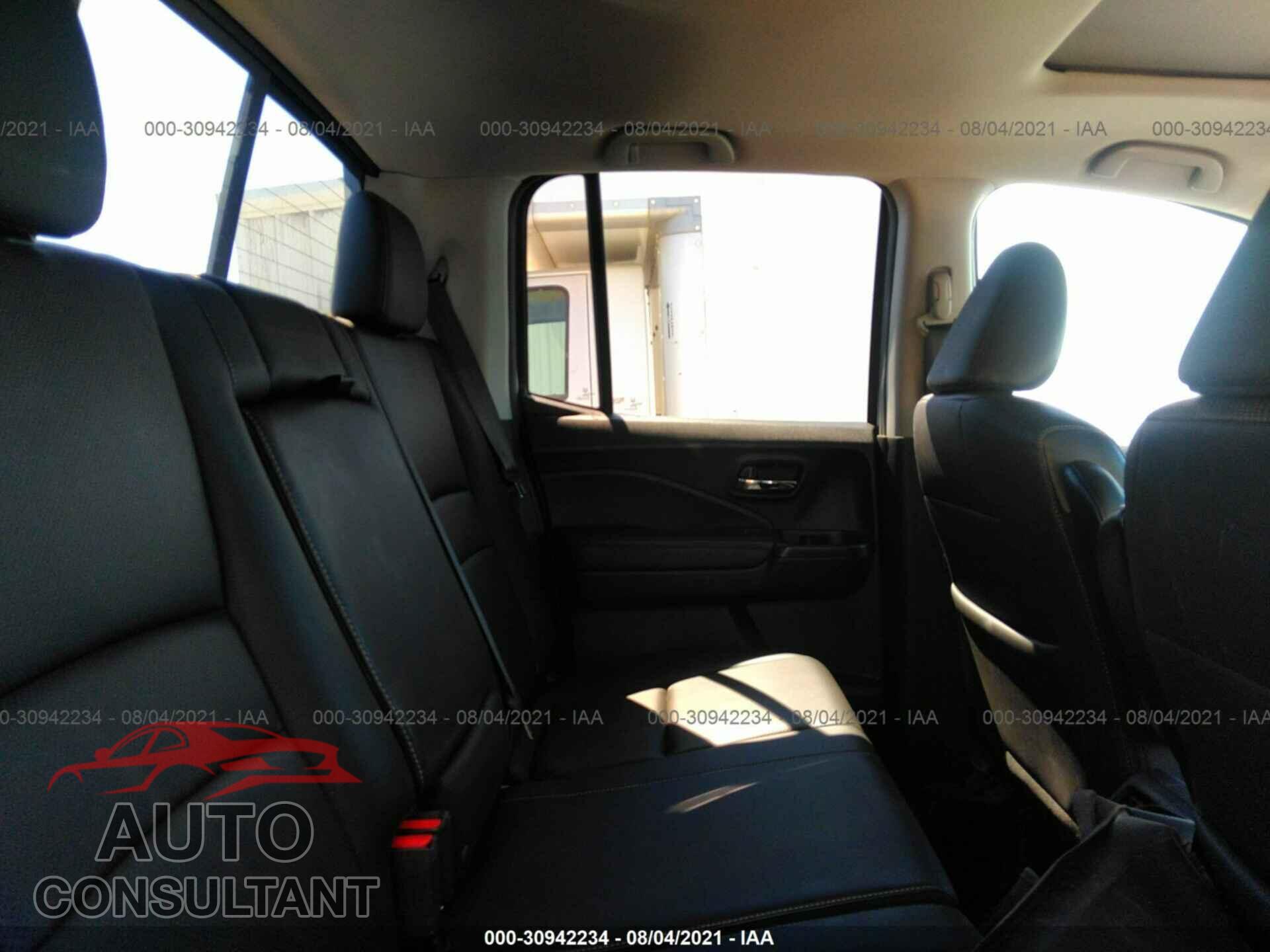 HONDA RIDGELINE 2017 - 5FPYK3F7XHB010400