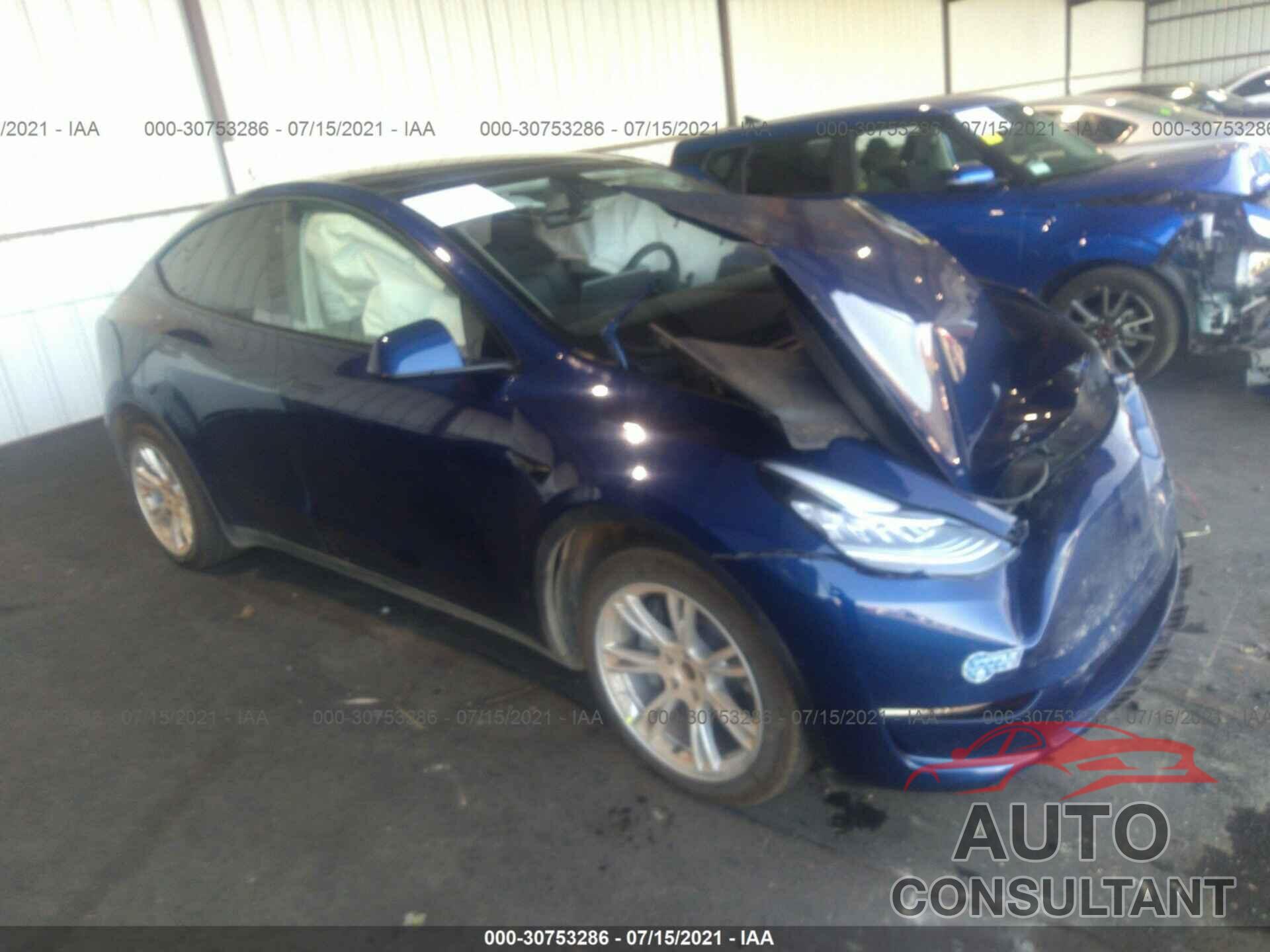 TESLA MODEL Y 2021 - 5YJYGDEEXMF117618