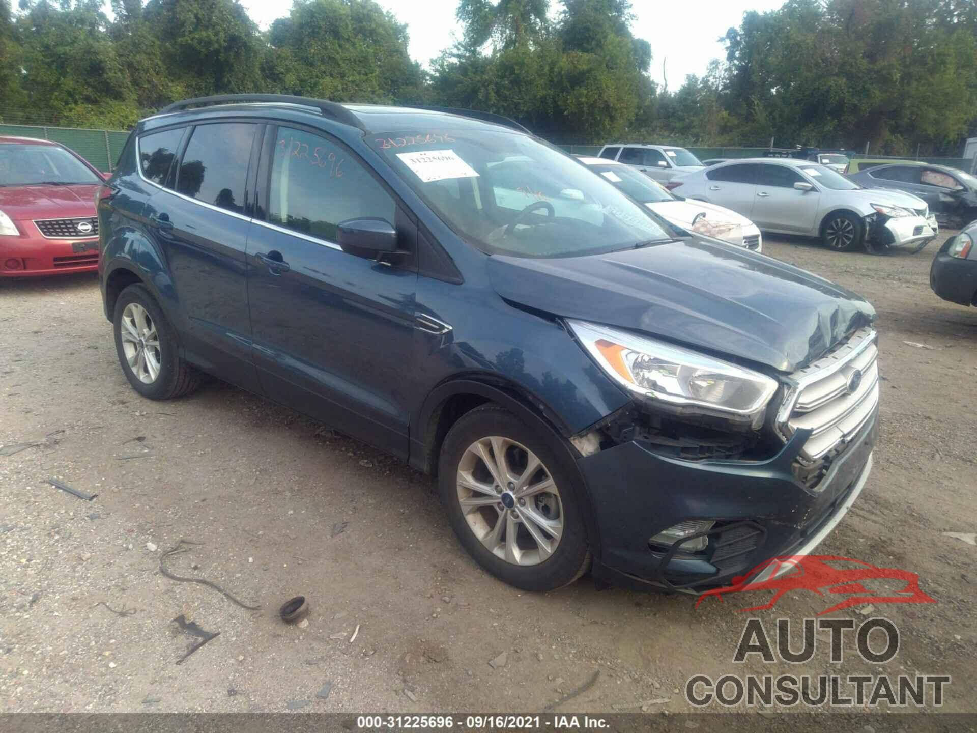 FORD ESCAPE 2018 - 1FMCU9GD7JUA12554