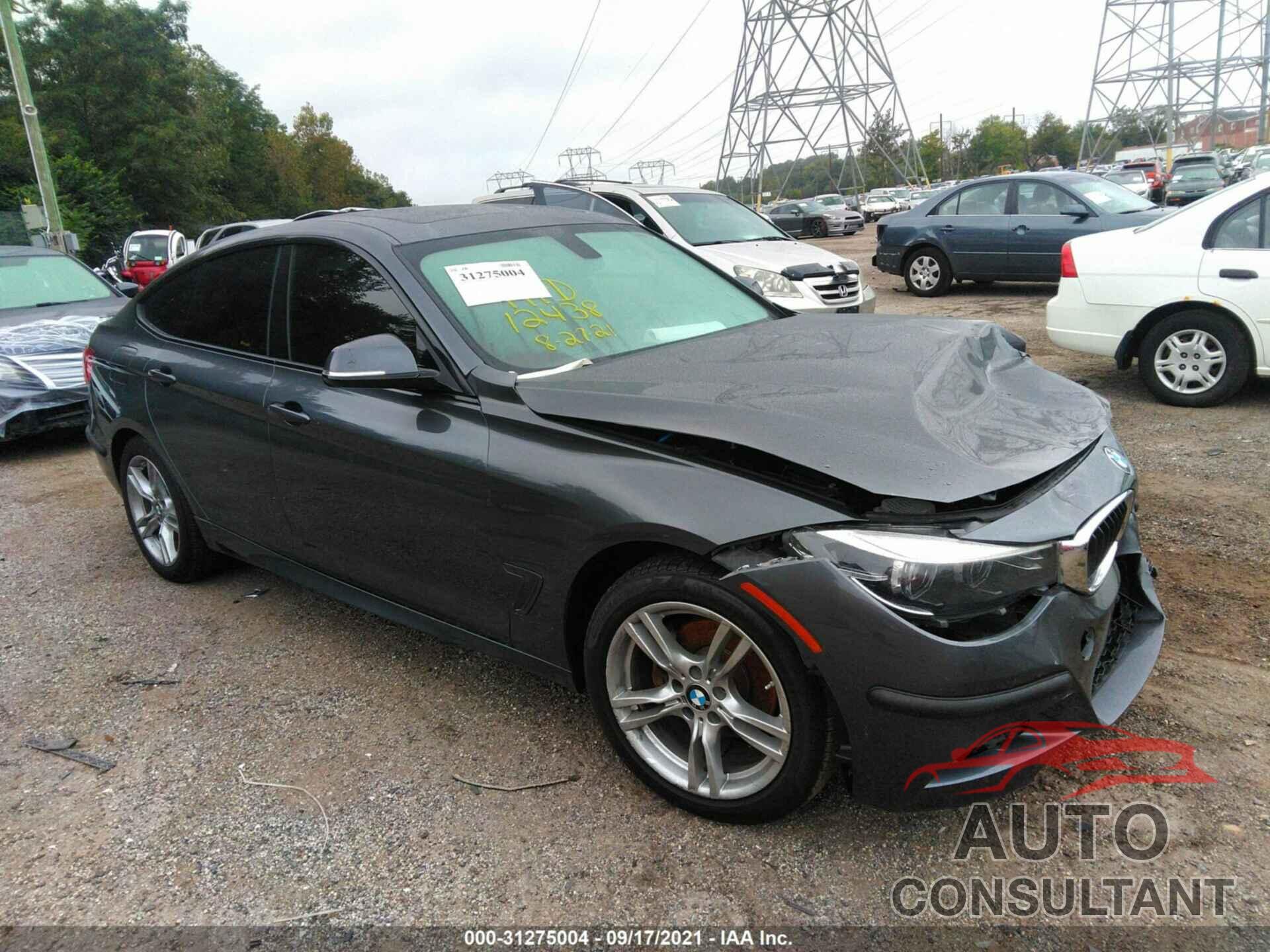 BMW 3 SERIES 2018 - WBA8Z9C5XJG827739