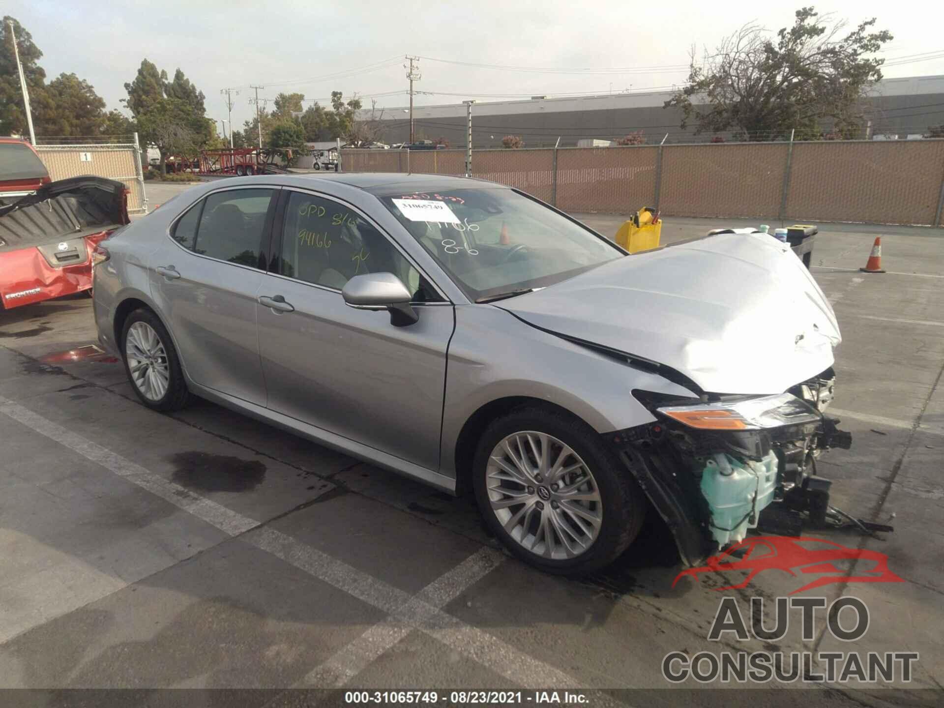 TOYOTA CAMRY 2018 - 4T1BZ1HK5JU006358