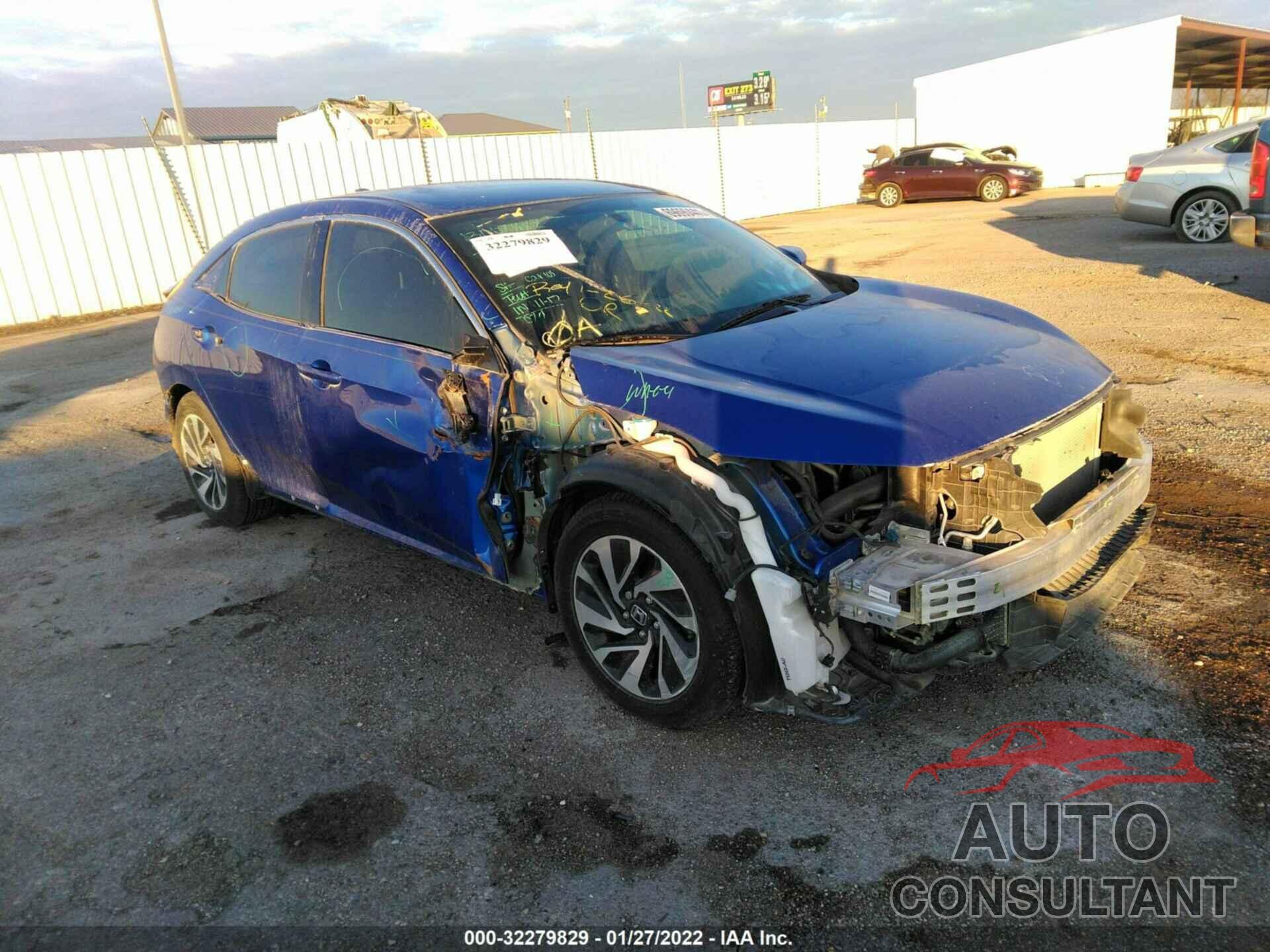 HONDA CIVIC HATCHBACK 2017 - SHHFK7H28HU216743