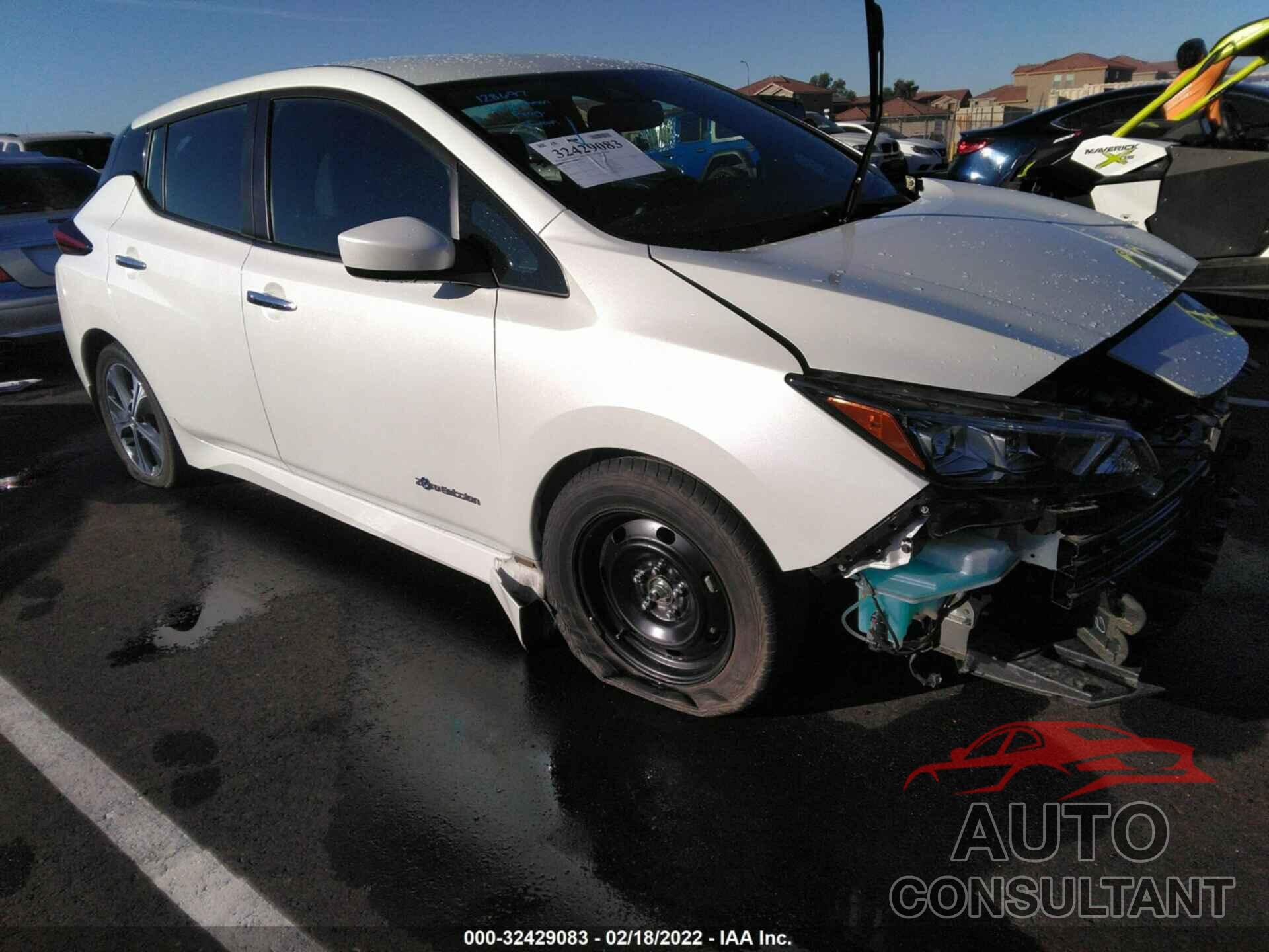 NISSAN LEAF 2018 - 1N4AZ1CP1JC312035