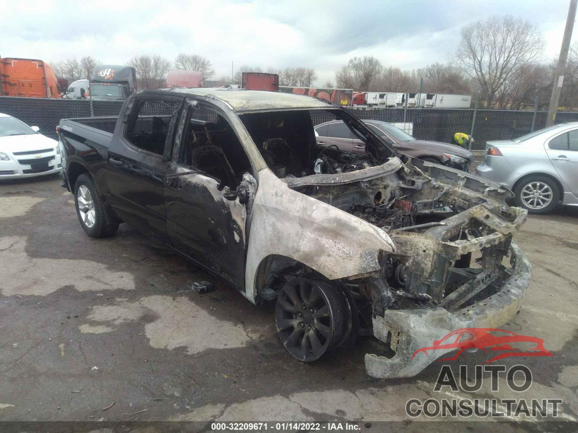 CHEVROLET SILVERADO 1500 2020 - 1GCPYBEK3LZ360649
