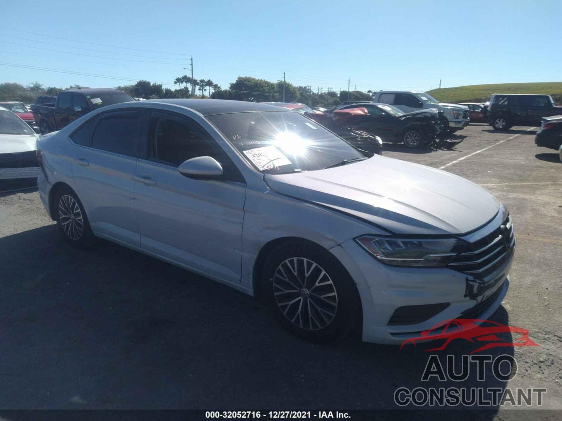 VOLKSWAGEN JETTA 2019 - 3VWC57BU1KM122645
