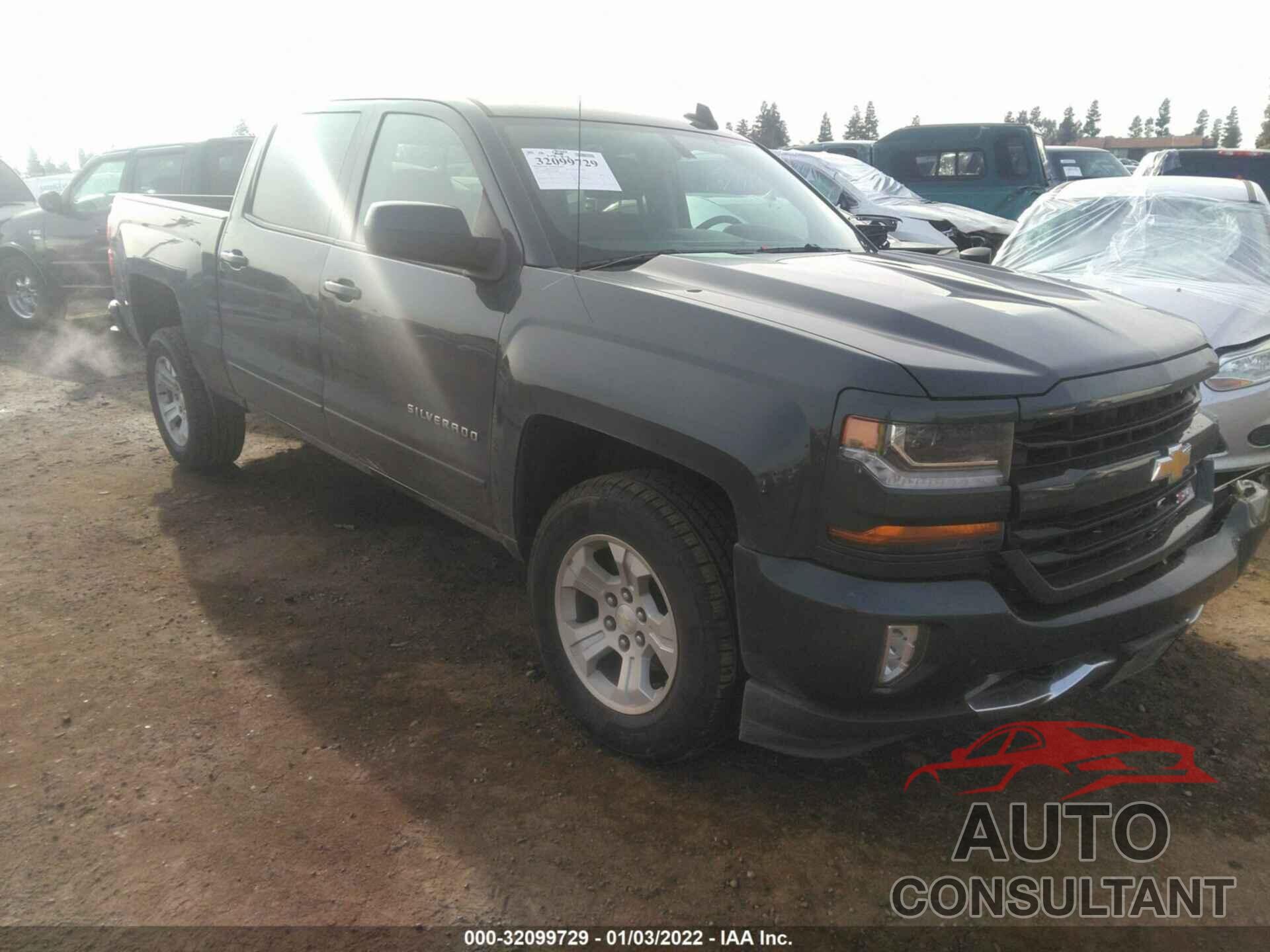 CHEVROLET SILVERADO 1500 2018 - 3GCUKREC6JG544065