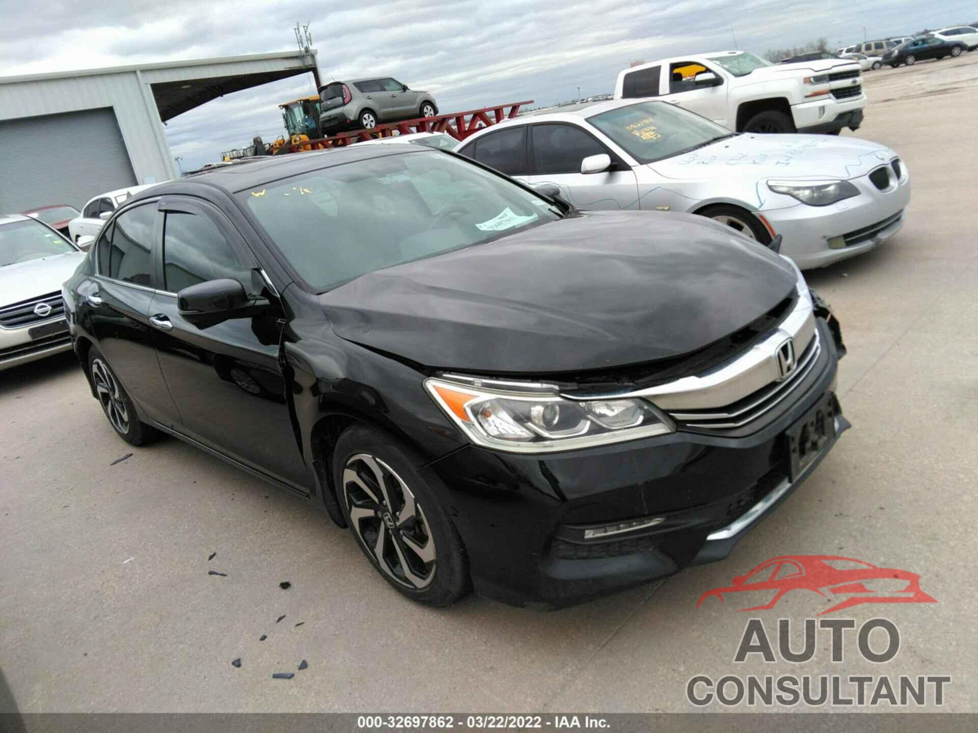 HONDA ACCORD SEDAN 2016 - 1HGCR2F83GA071744