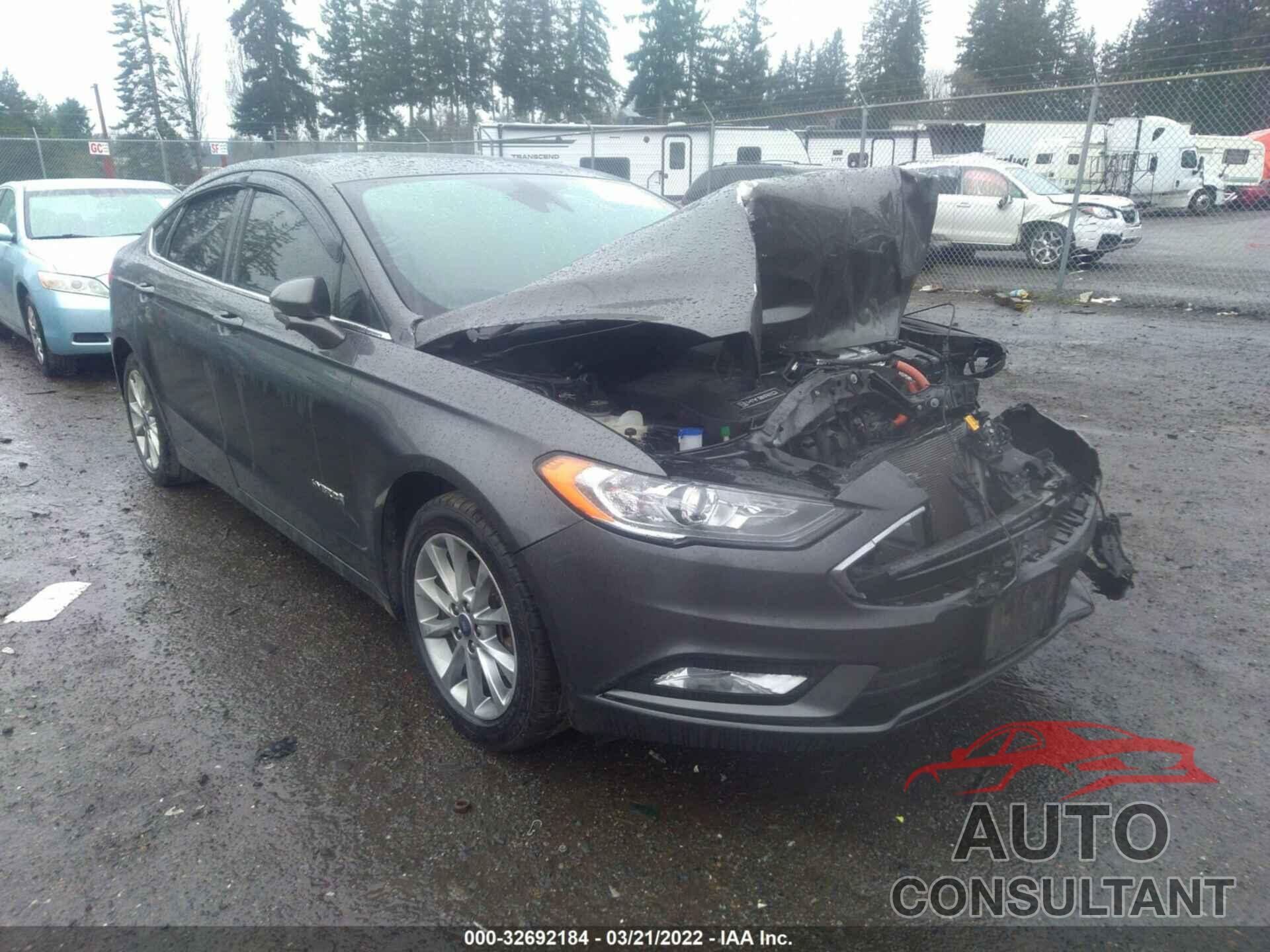 FORD FUSION 2017 - 3FA6P0LUXHR319136