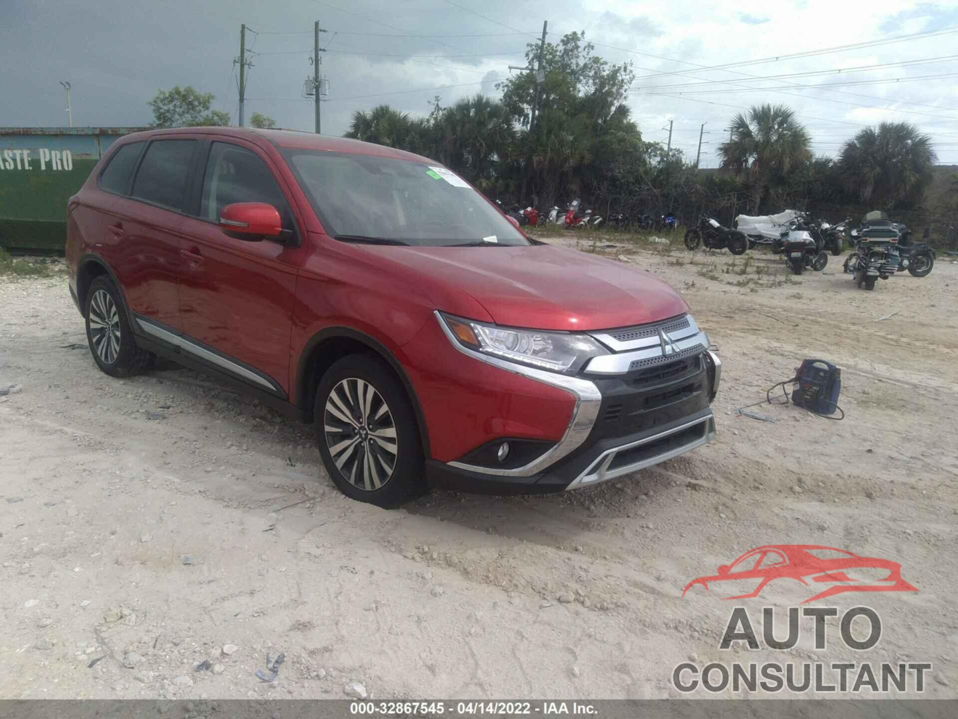 MITSUBISHI OUTLANDER 2020 - JA4AD3A33LZ015055