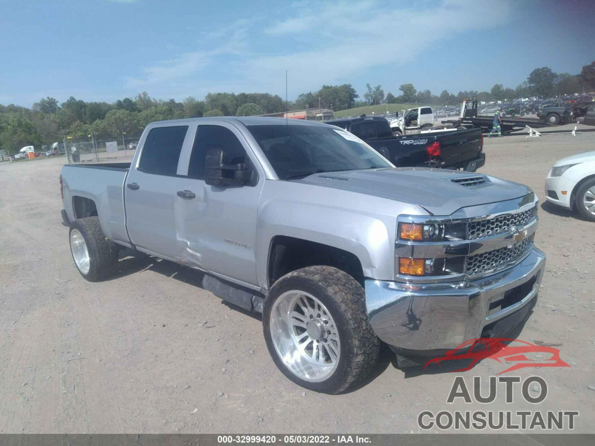 CHEVROLET SILVERADO 2500HD 2019 - 1GC1CREY1KF205647