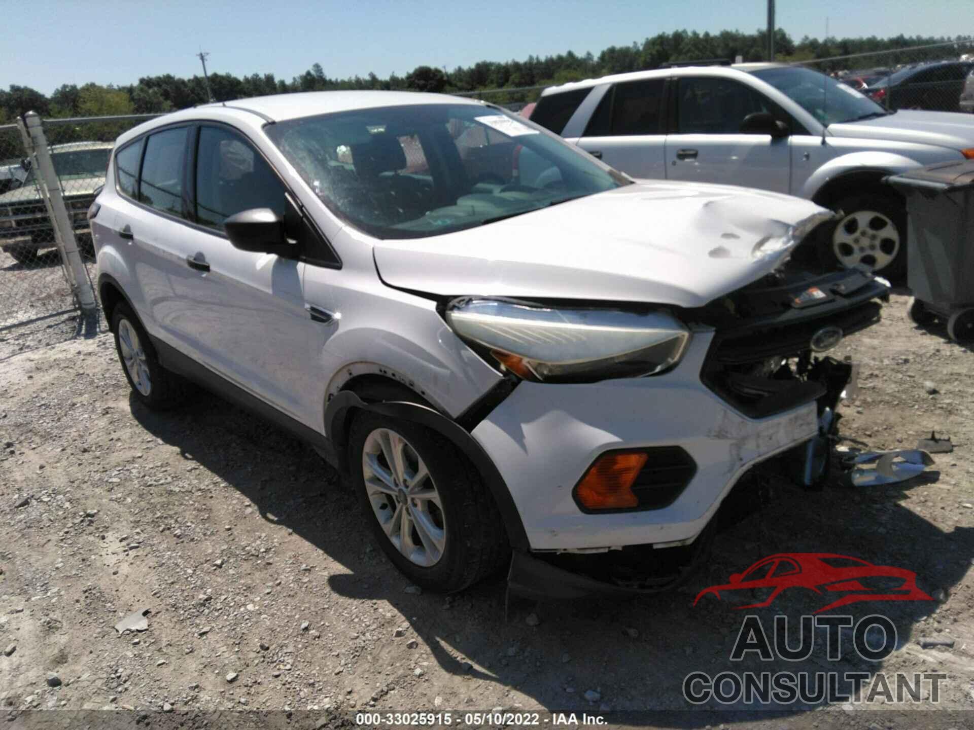 FORD ESCAPE 2017 - 1FMCU0F76HUC59467