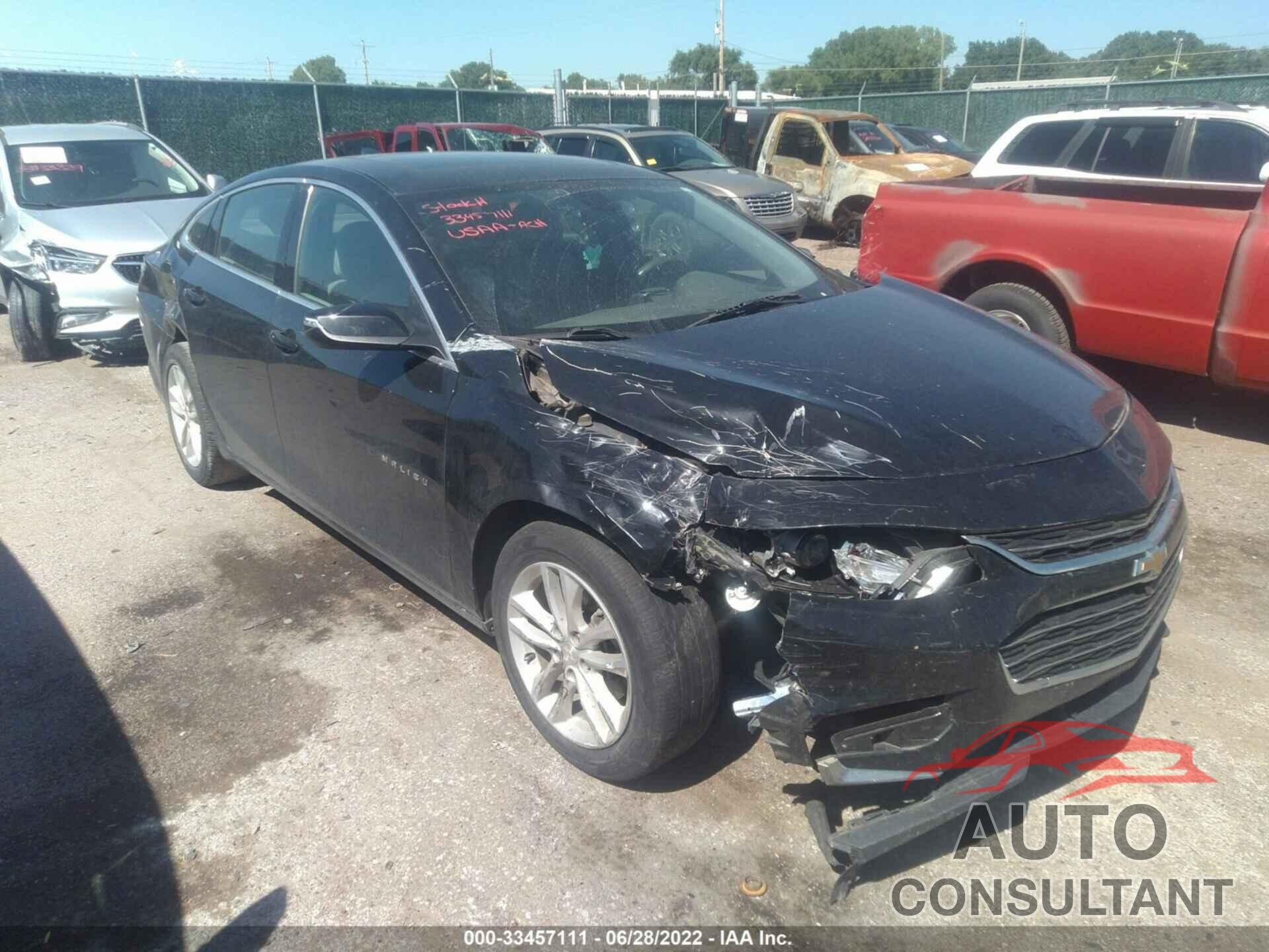 CHEVROLET MALIBU 2018 - 1G1ZD5STXJF127538