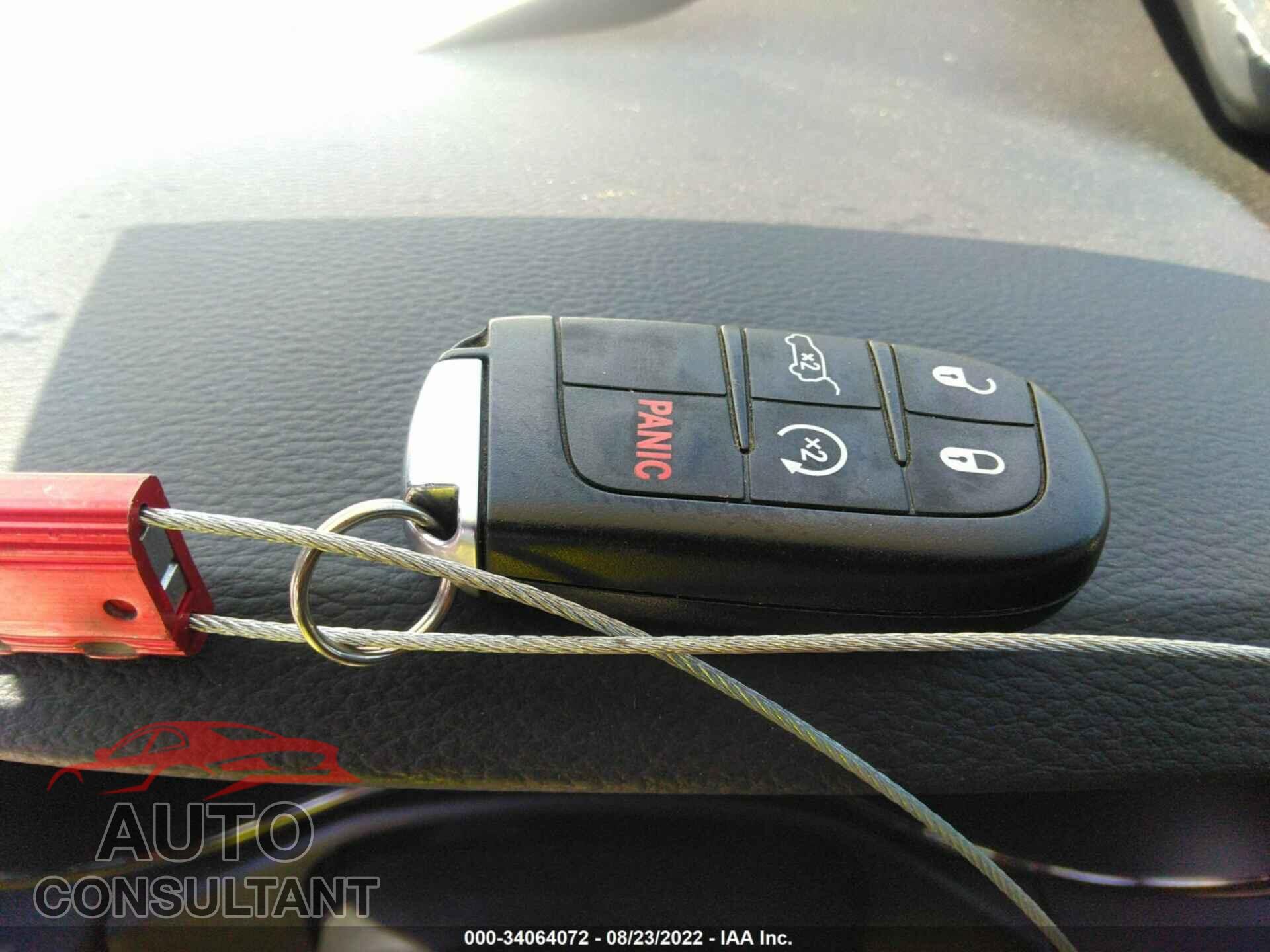 DODGE DURANGO 2018 - 1C4RDJDG3JC497506