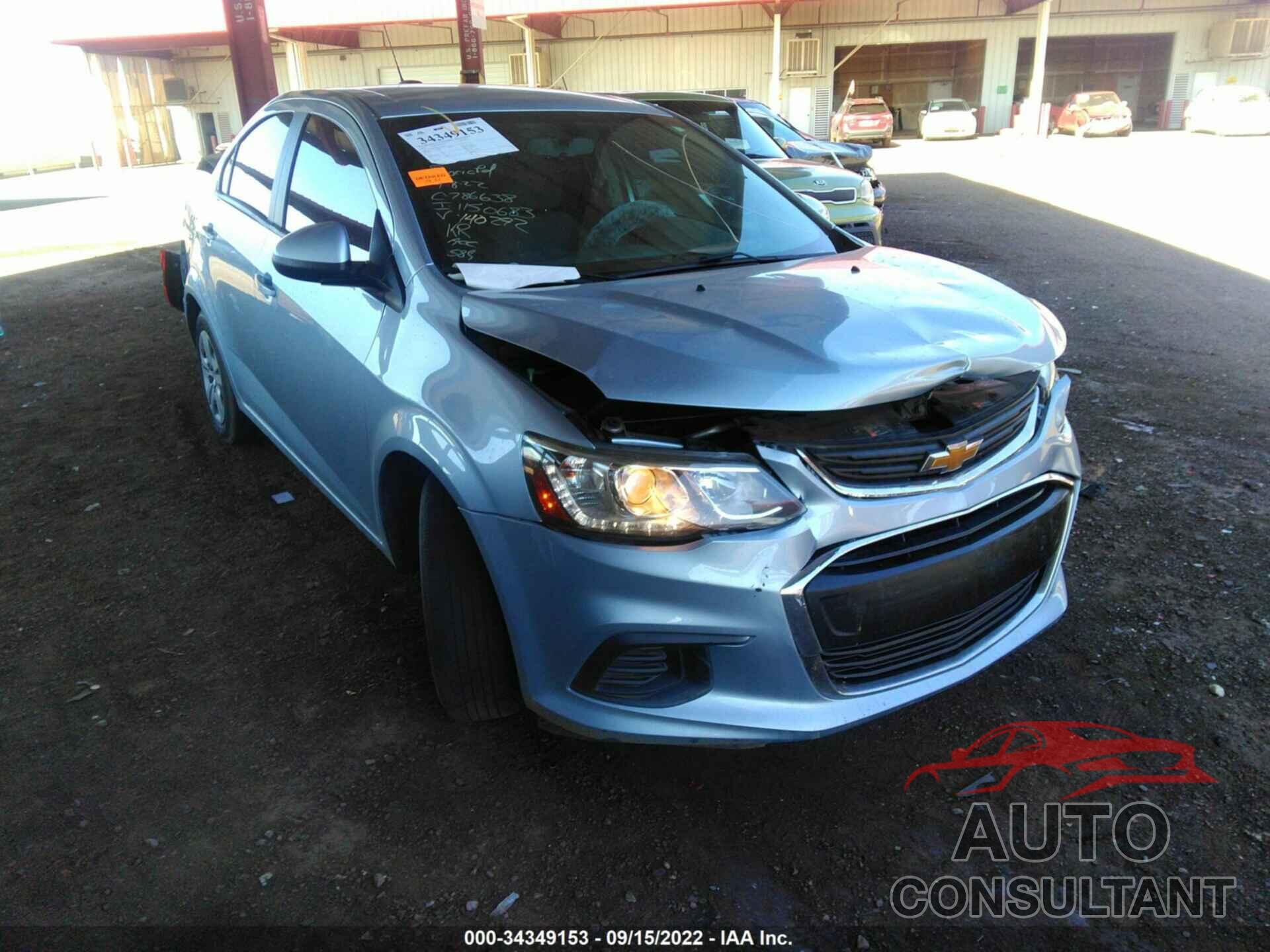 CHEVROLET SONIC 2017 - 1G1JB5SH8H4140292