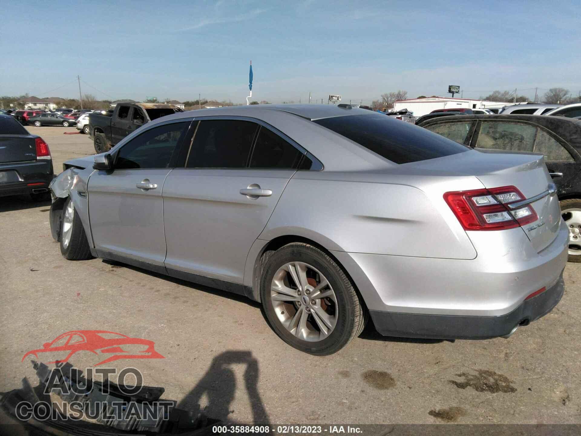 FORD TAURUS 2015 - 1FAHP2E81FG170253