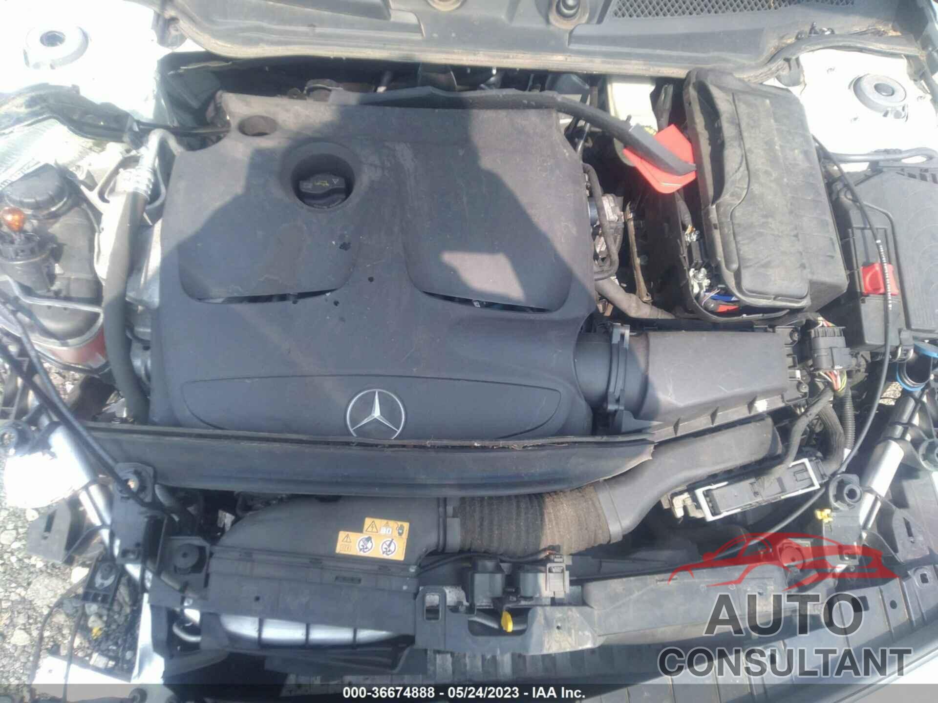 MERCEDES-BENZ GLA 250 2018 - WDCTG4GBXJJ407093