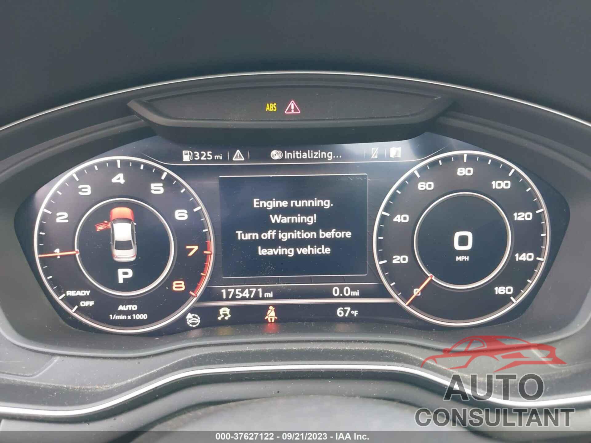 AUDI A4 2017 - WAUDNAF44HN045148