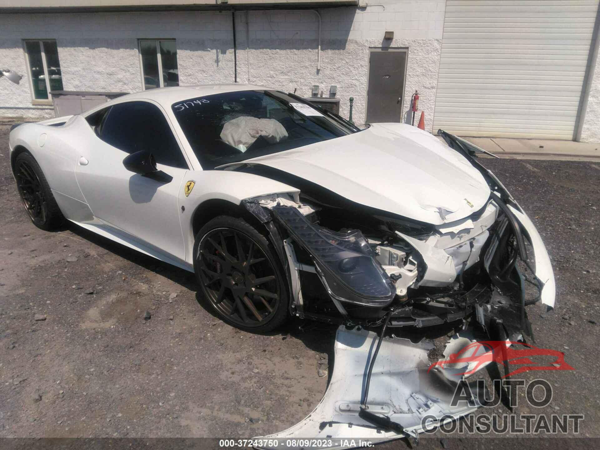 FERRARI 458 ITALIA 2013 - ZFF67NFA4D0190928