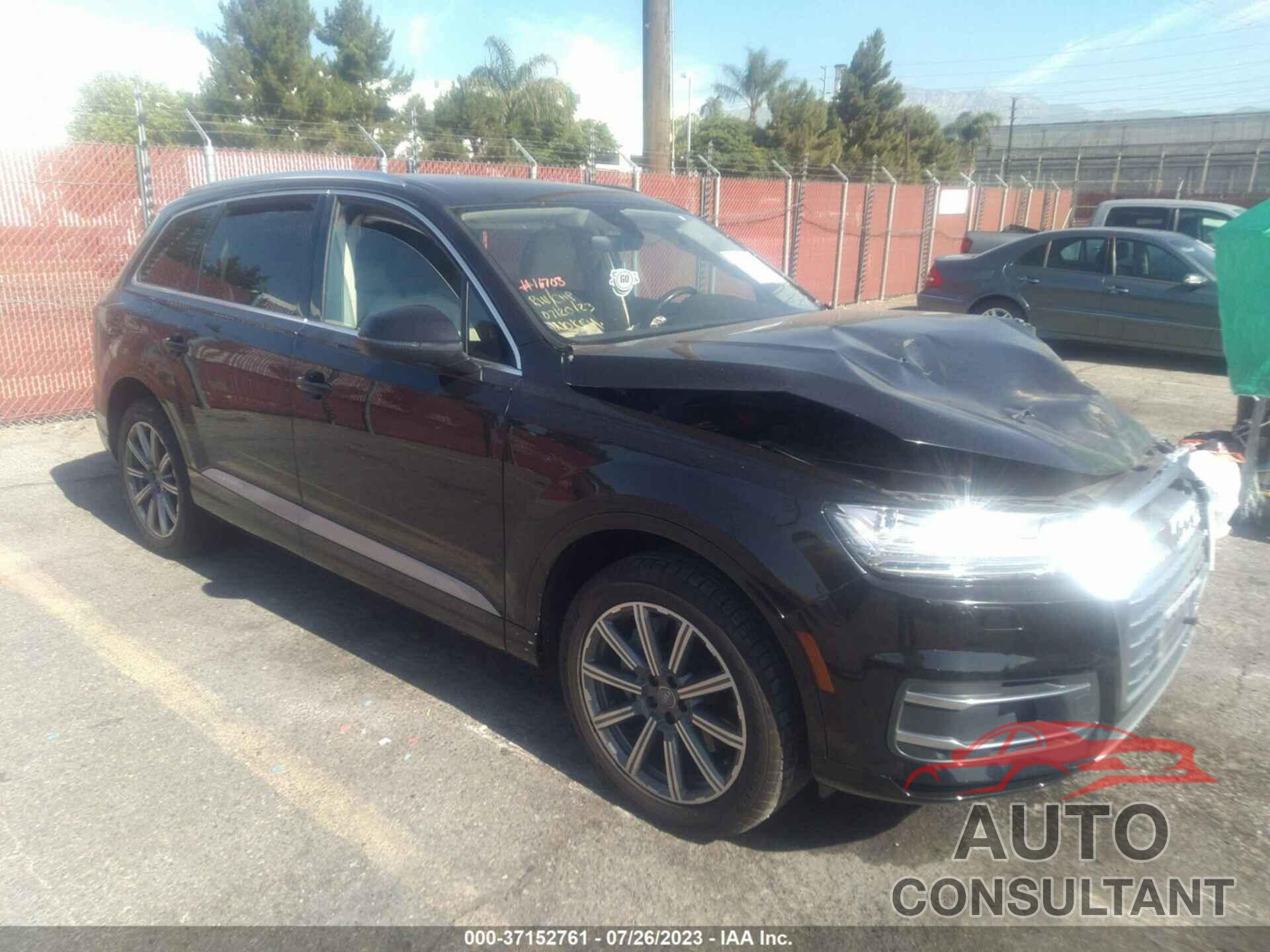 AUDI Q7 2019 - WA1LAAF72KD004769