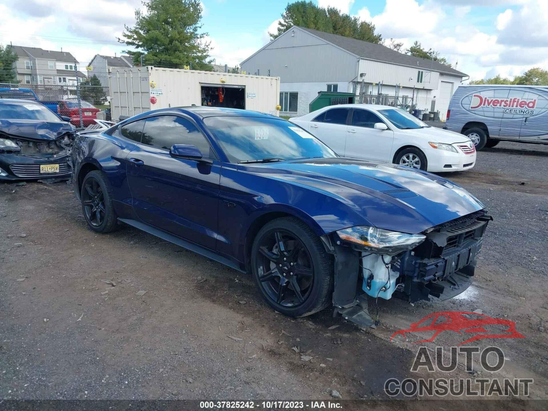 FORD MUSTANG 2020 - 1FA6P8CF3L5157524