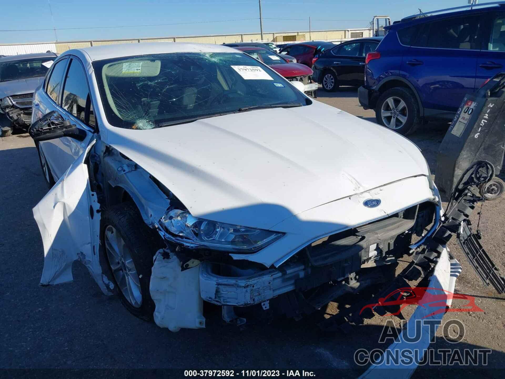 FORD FUSION 2019 - 3FA6P0H77KR210157