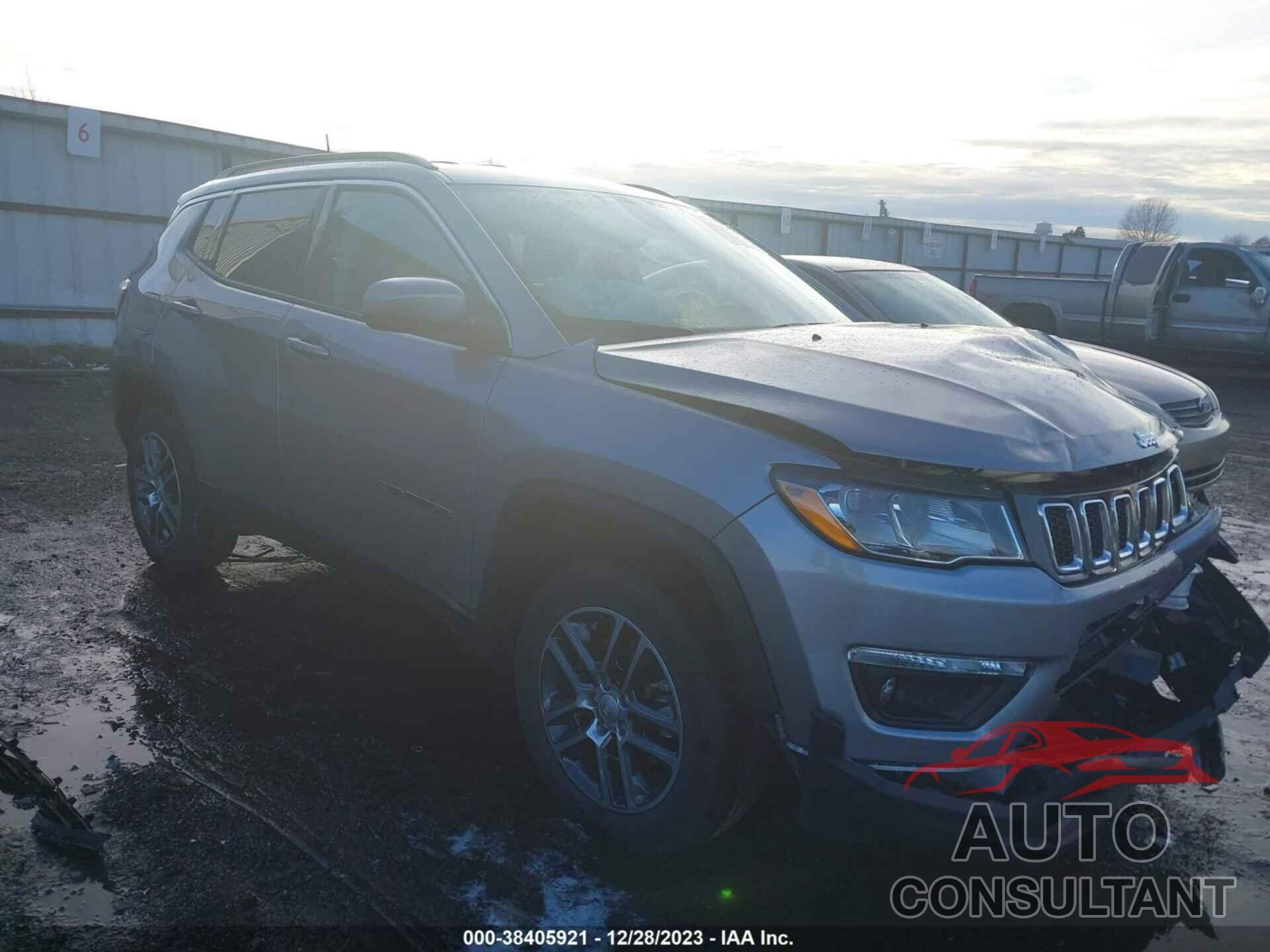 JEEP COMPASS 2018 - 3C4NJDBB6JT111925