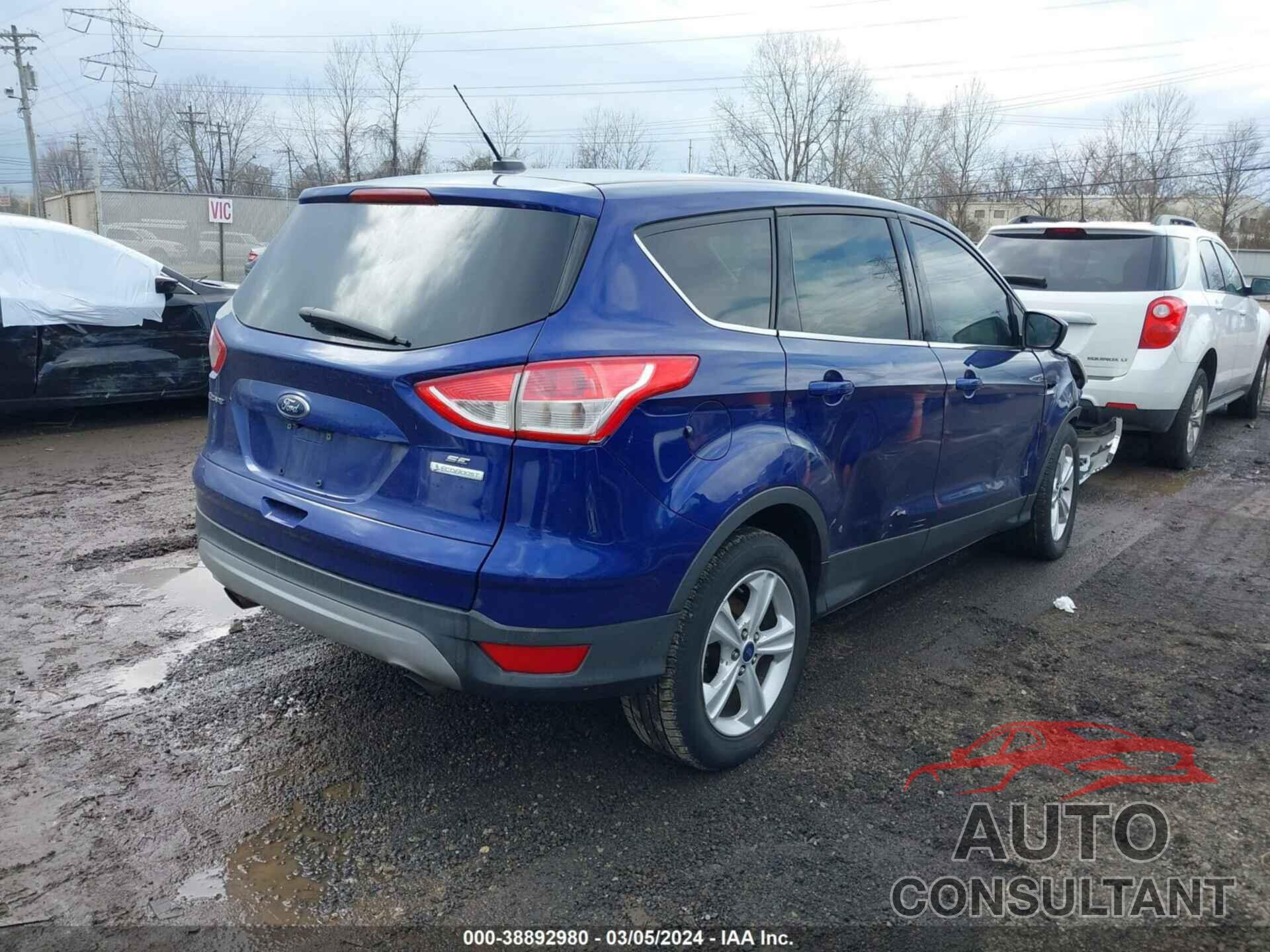 FORD ESCAPE 2016 - 1FMCU0GX0GUB80910