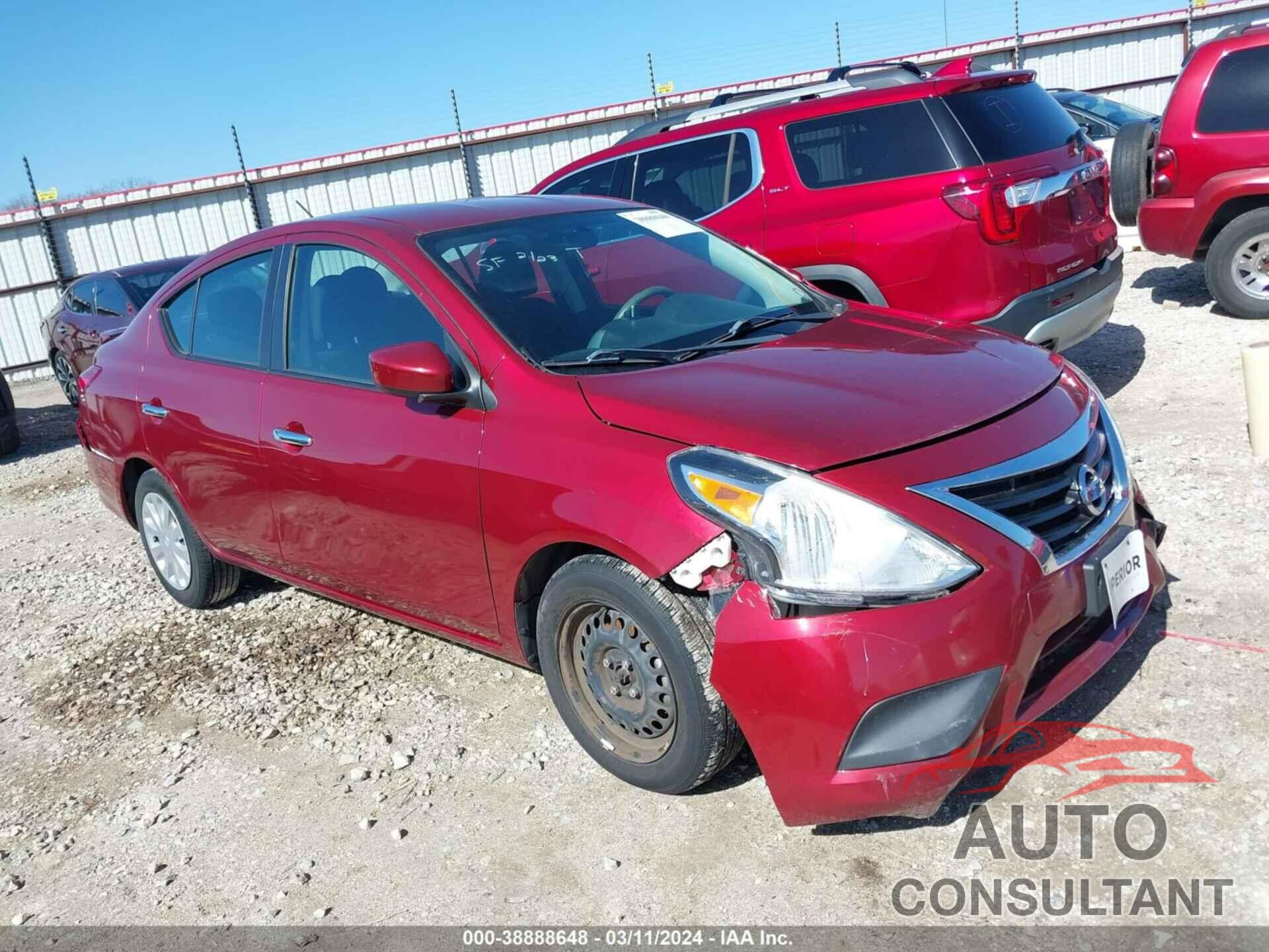 NISSAN VERSA 2018 - 3N1CN7AP1JL819657