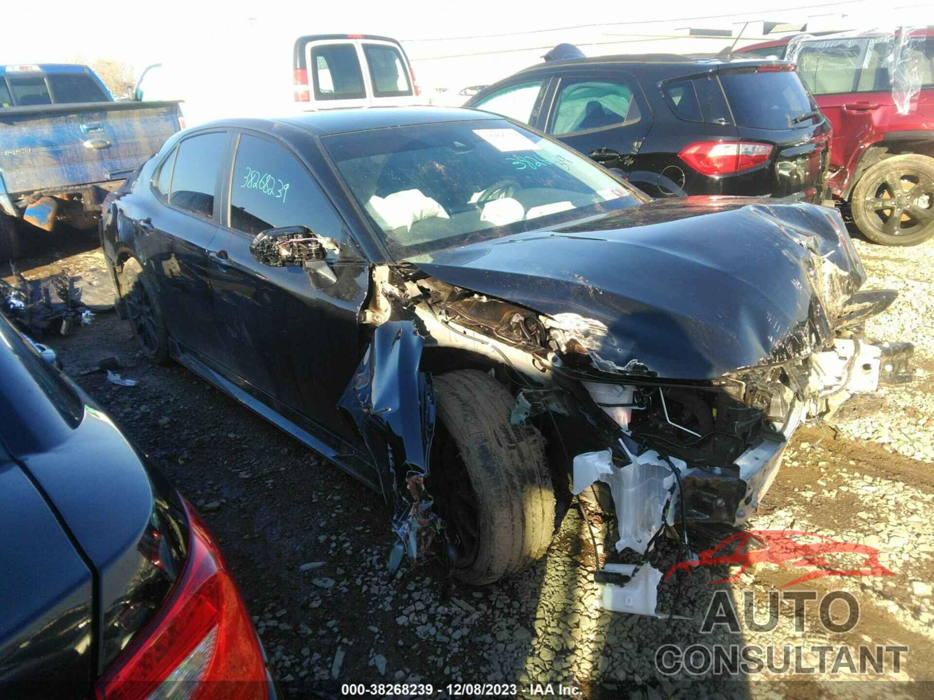 TOYOTA CAMRY 2023 - 4T1KZ1AK3PU087511