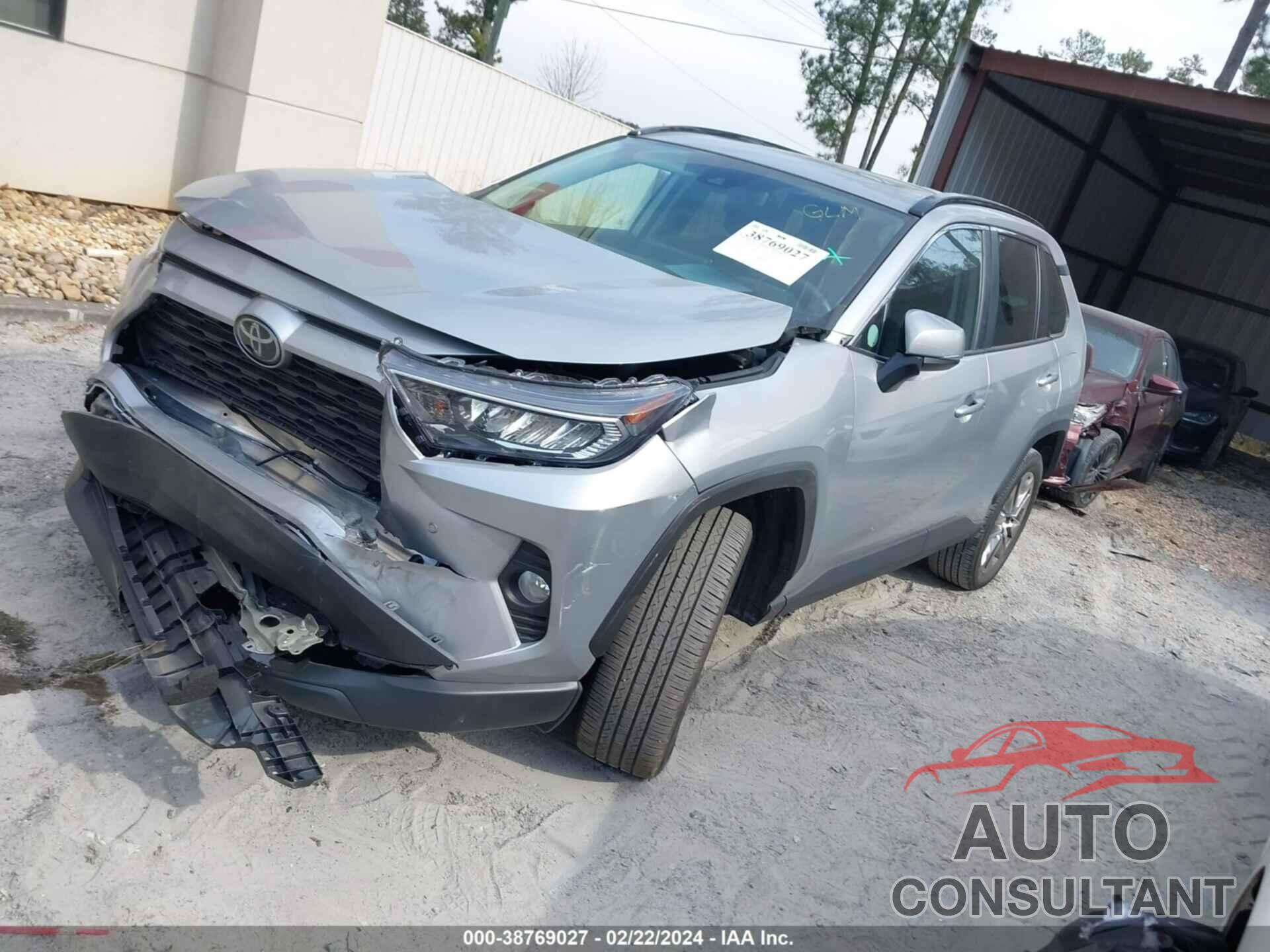 TOYOTA RAV4 2019 - 2T3C1RFV3KW032778